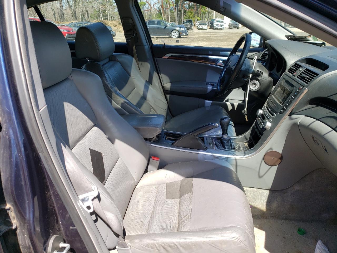 Photo 5 from auction – 2005 ACURA TL with VIN 19UUA65545A073591
