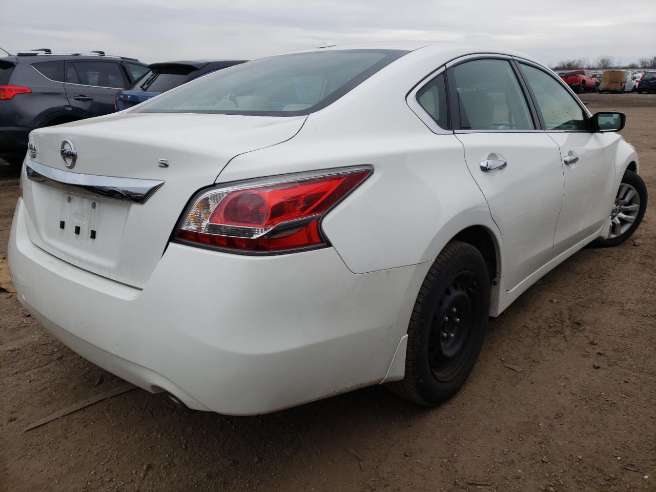 Photo 4 from auction – 2015 NISSAN ALTIMA 2.5 with VIN 1N4AL3AP3FC291082