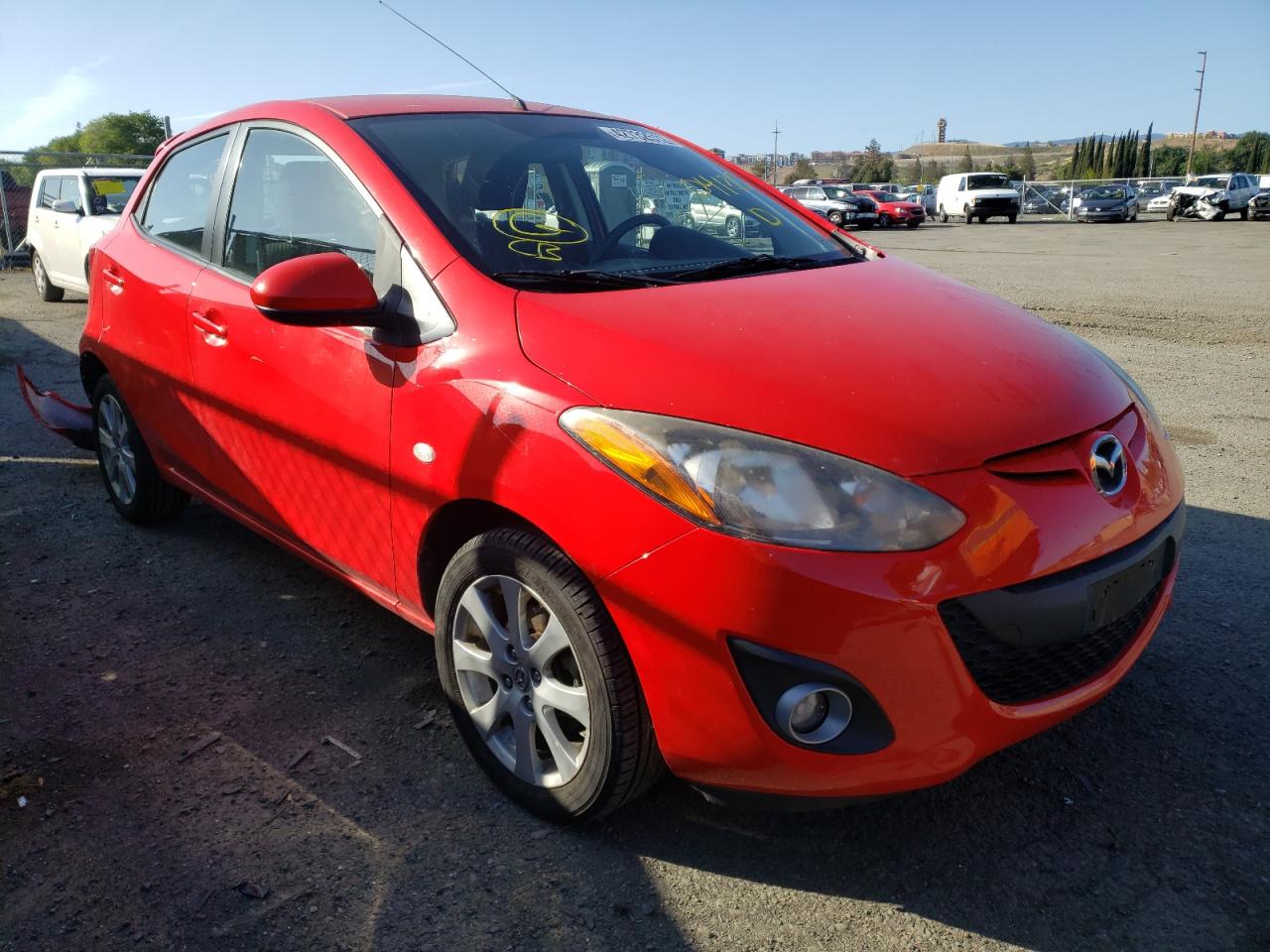 MAZDA MAZDA2 2012 with VIN JM1DE1LY5C0141600 - Photo from auction