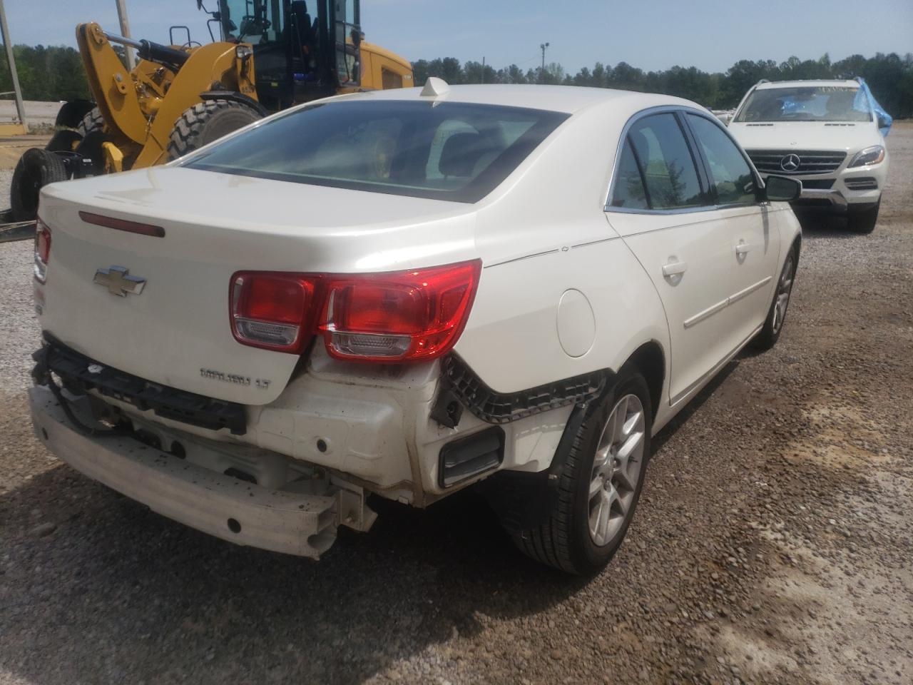 Photo 4 from auction – 2014 CHEVROLET MALIBU 1LT with VIN 1G11C5SL8EF246792