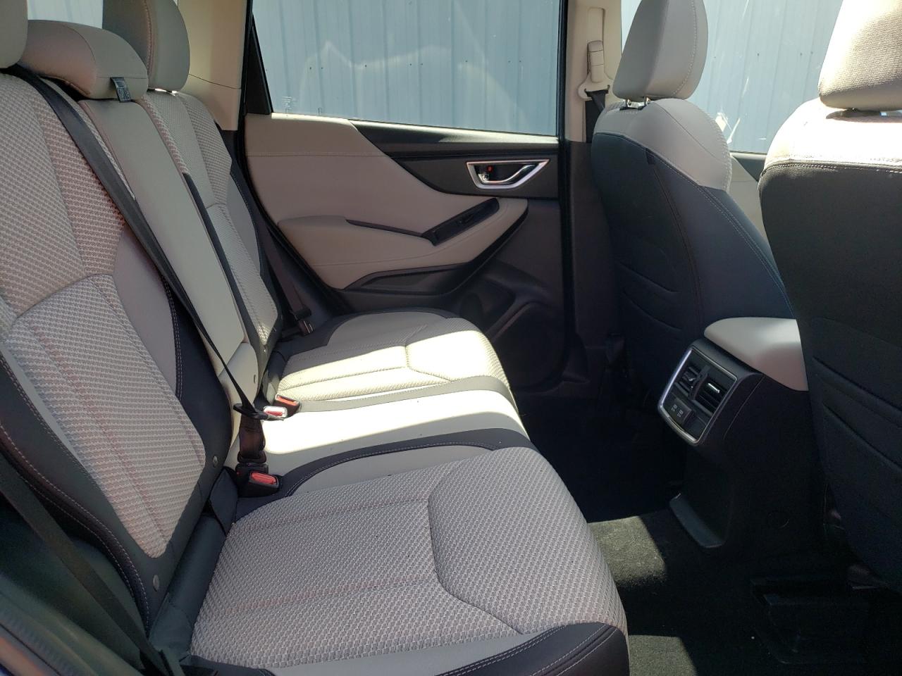 Photo 6 from auction – 2021 SUBARU FORESTER P with VIN JF2SKAJC8MH415447