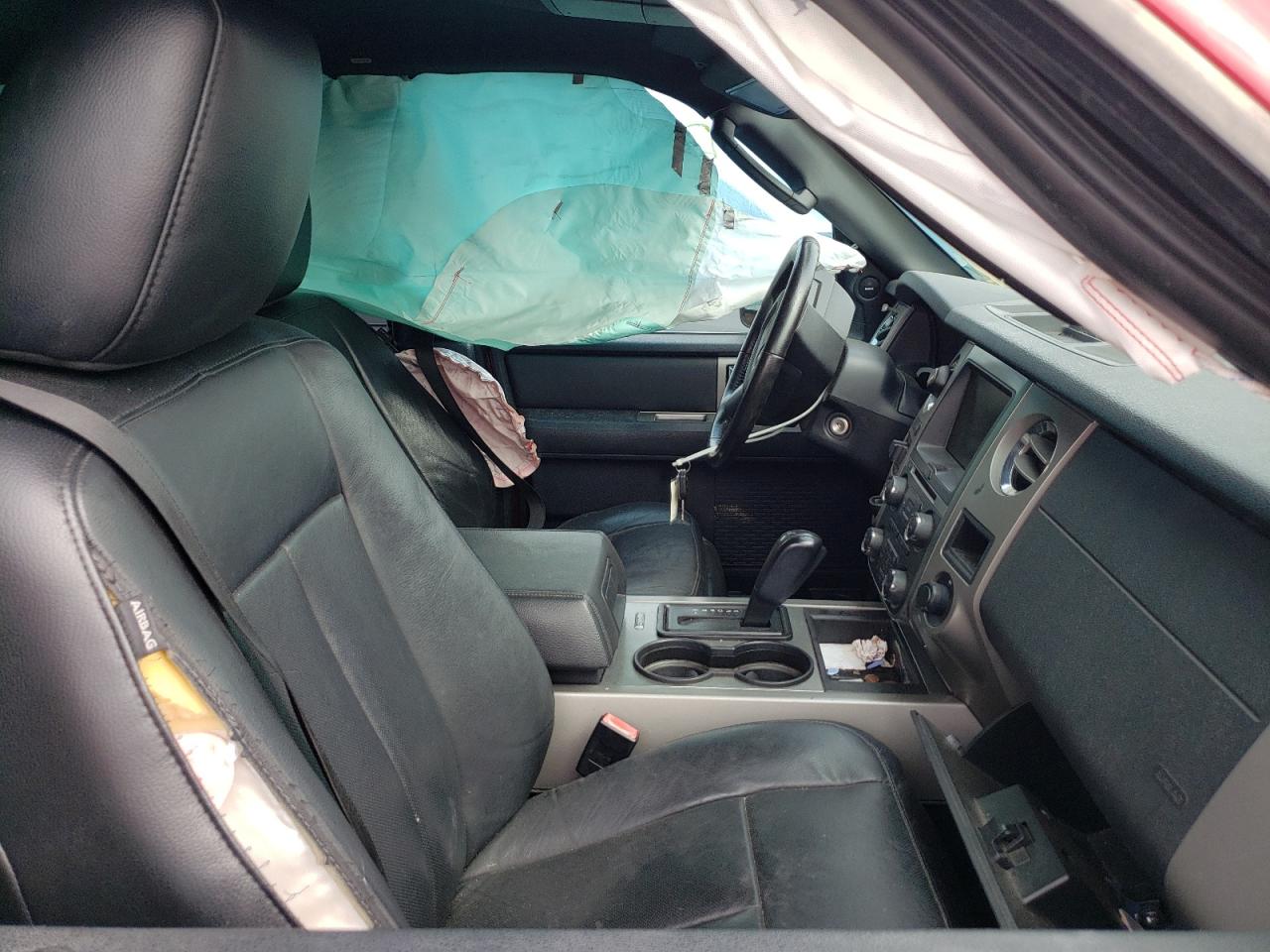 Фото 5 с аукциона – 2015 FORD EXPEDITION с VIN 1FMJK1HT3FEF13561
