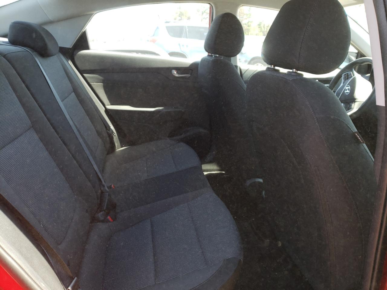 Photo 6 from auction – 2019 HYUNDAI ACCENT SE with VIN 3KPC24A33KE063093