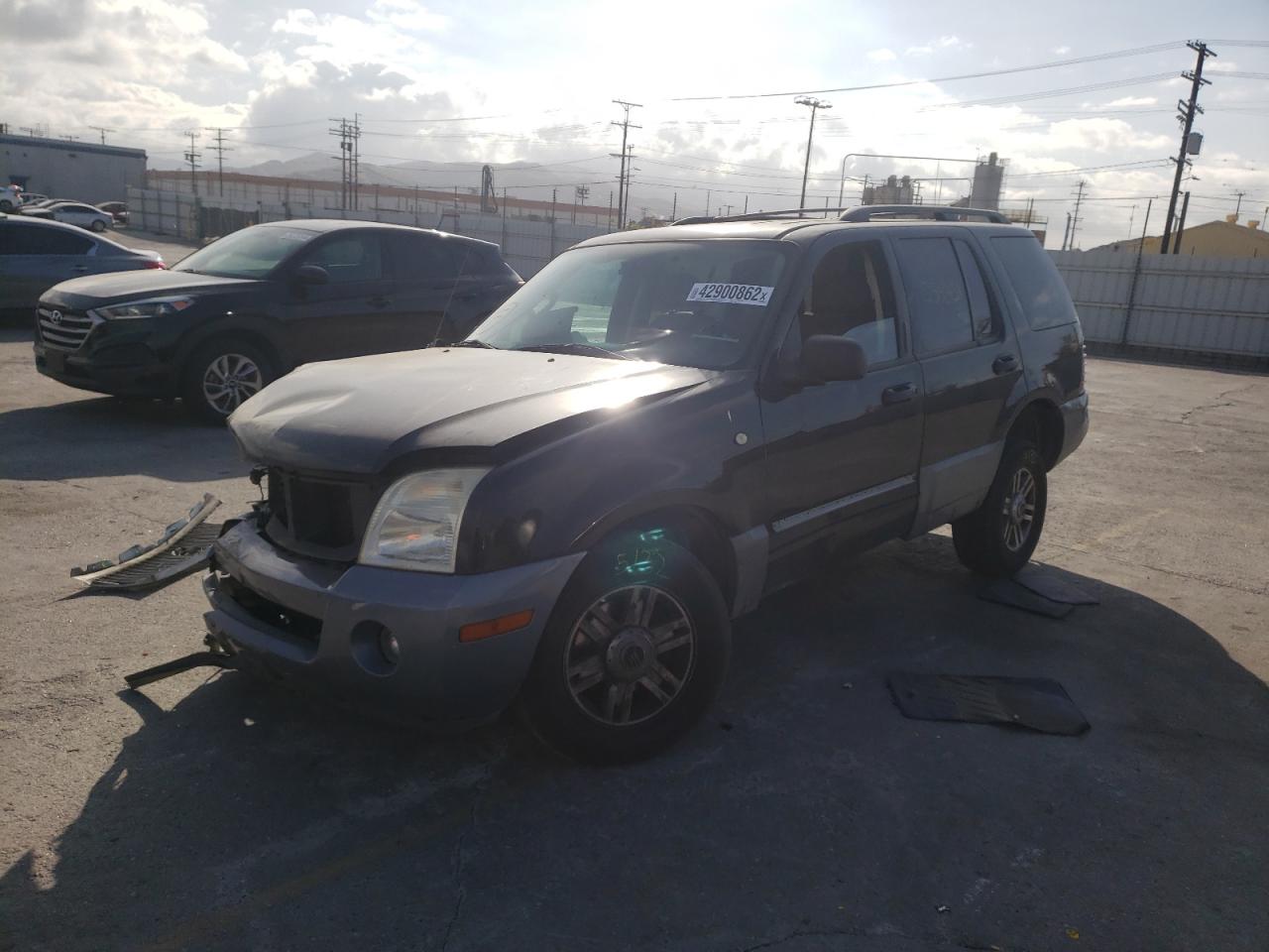 Photo 2 from auction – 2003 MERCURY MOUNTAINEE with VIN 4M2ZU66K03UJ19746