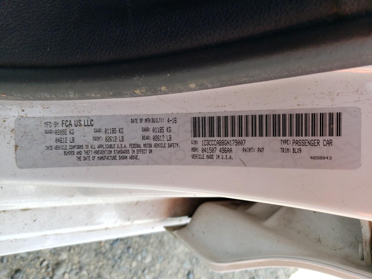 Photo 10 from auction – 2016 CHRYSLER 200 LIMITE with VIN 1C3CCCAB8GN179007