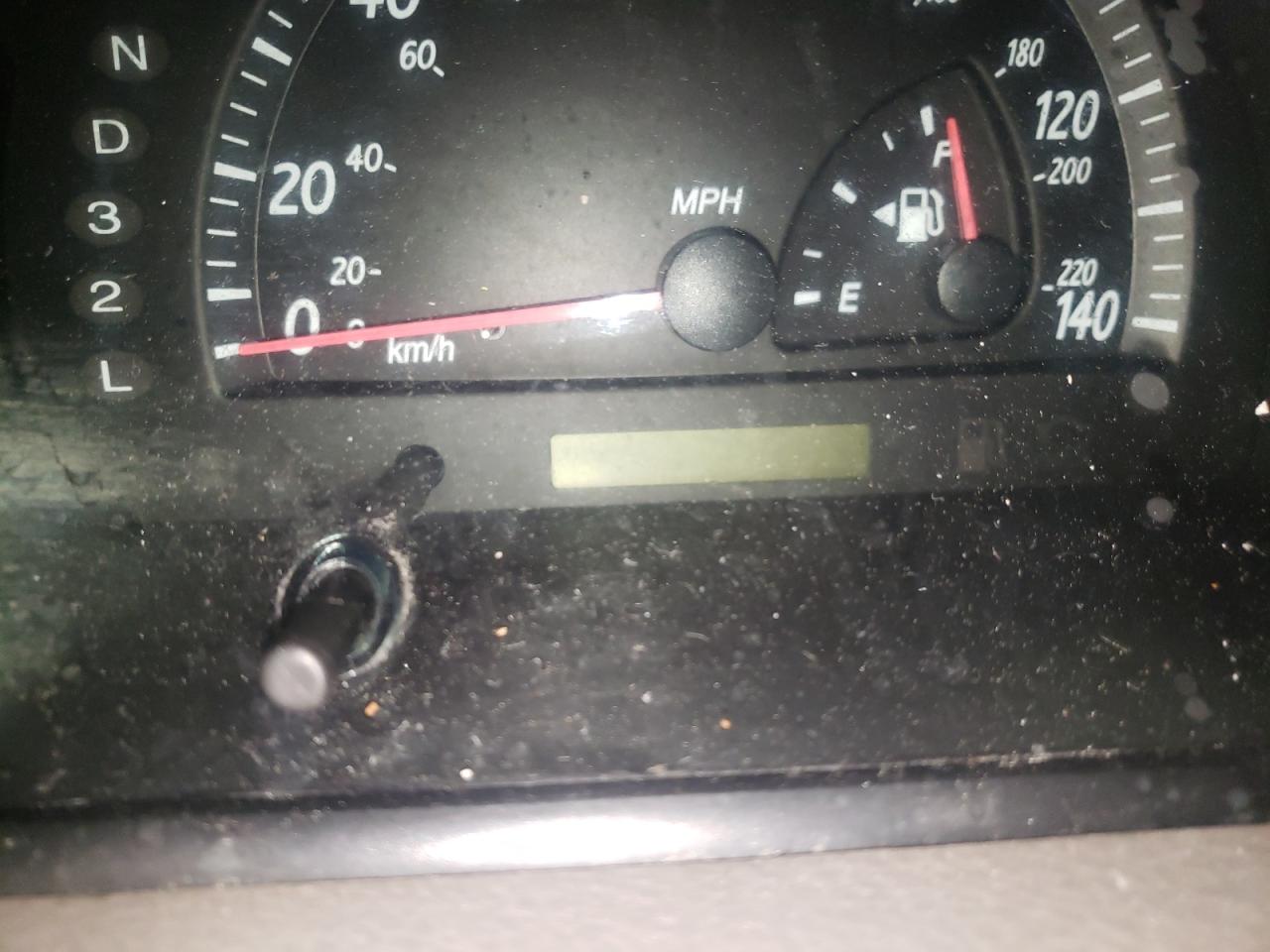 Photo 8 from auction – 2004 TOYOTA CAMRY LE with VIN 4T1BF30K34U075280