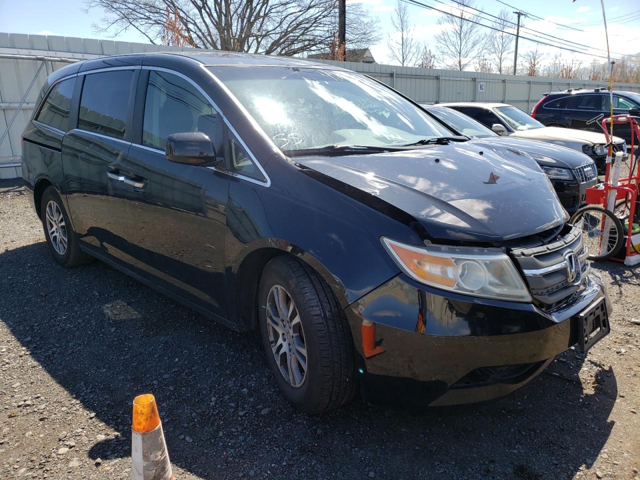 HONDA ODYSSEY EX 2011 with VIN 5FNRL5H62BB102814 - Photo from auction