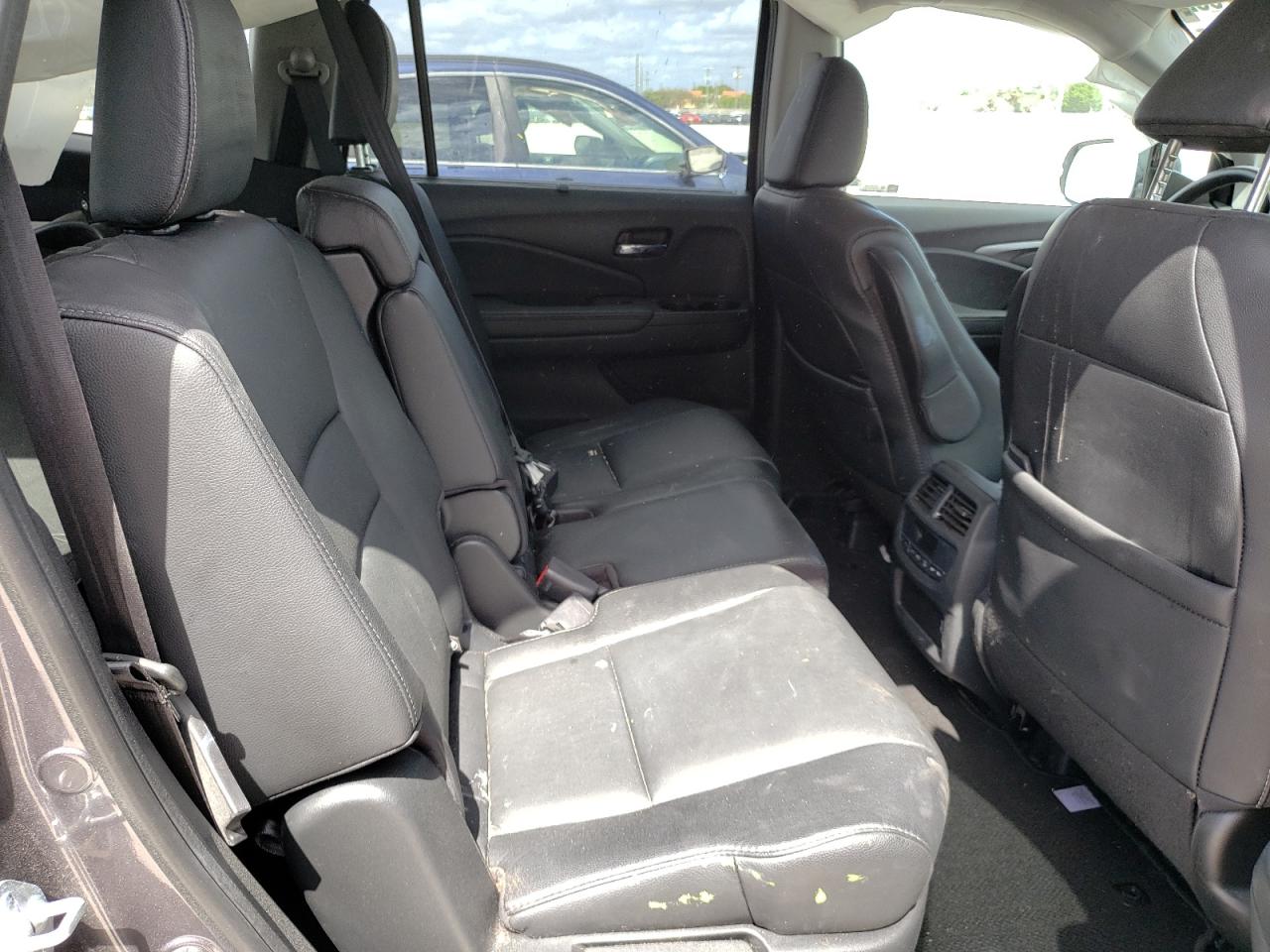 Photo 17 from auction – 2021 HONDA PILOT SE with VIN 5FNYF5H27MB027949