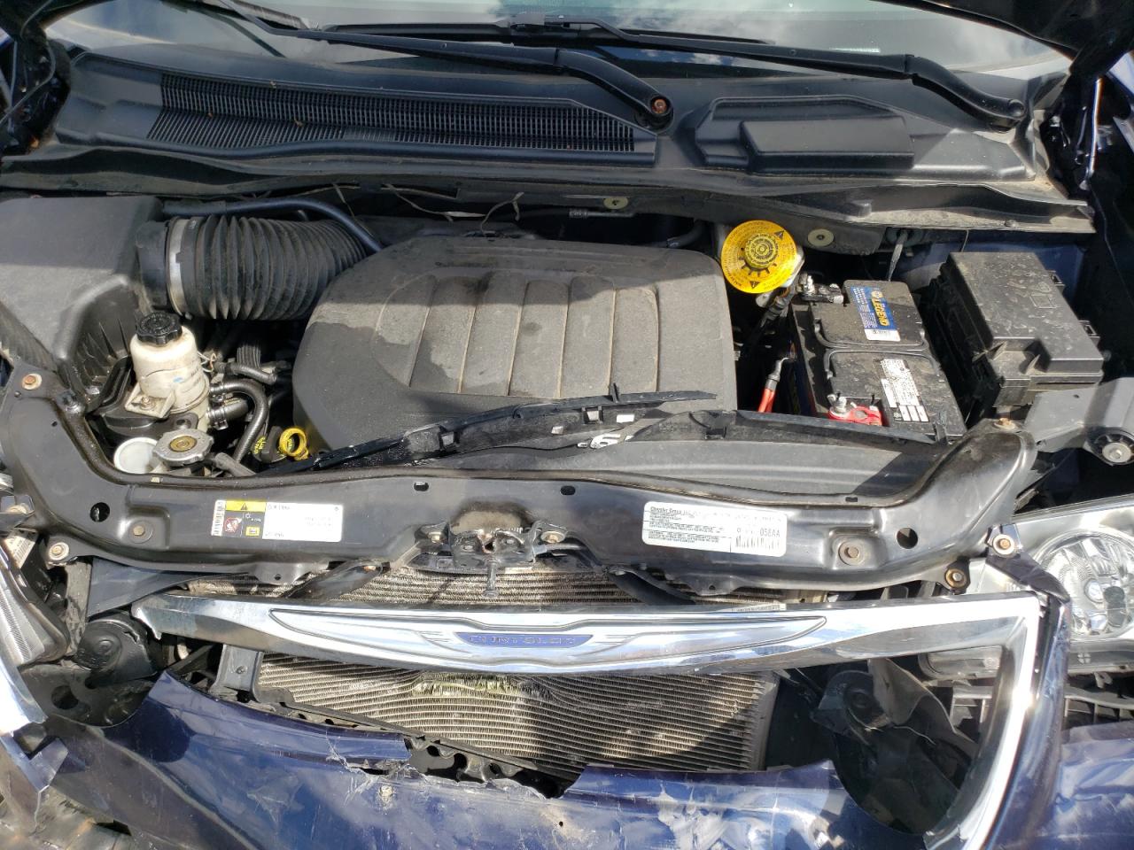 Photo 7 from auction – 2014 CHRYSLER TOWN & COU with VIN 2C4RC1BG1ER455256