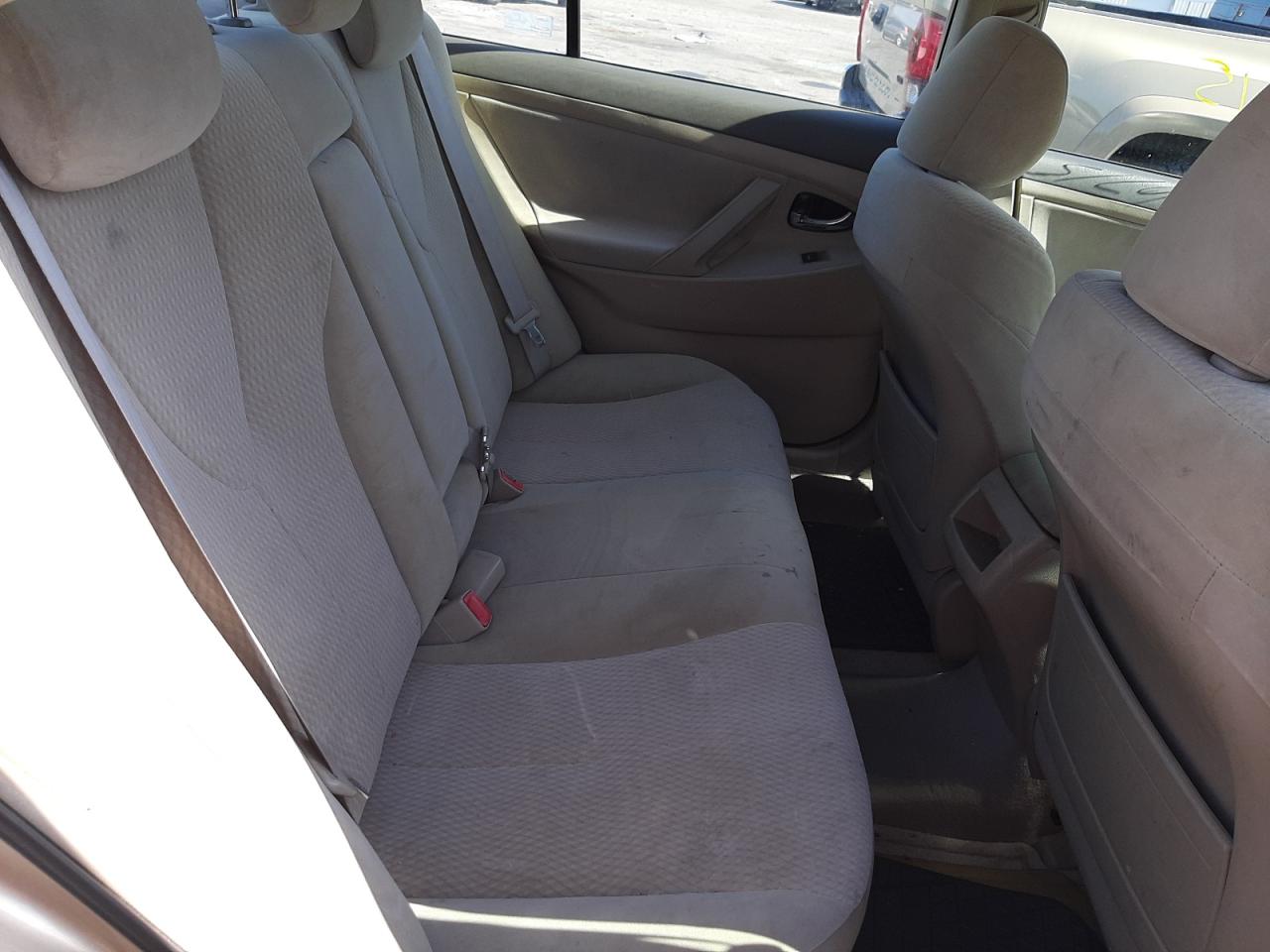Photo 6 from auction – 2010 TOYOTA CAMRY BASE with VIN 4T4BF3EK3AR008897