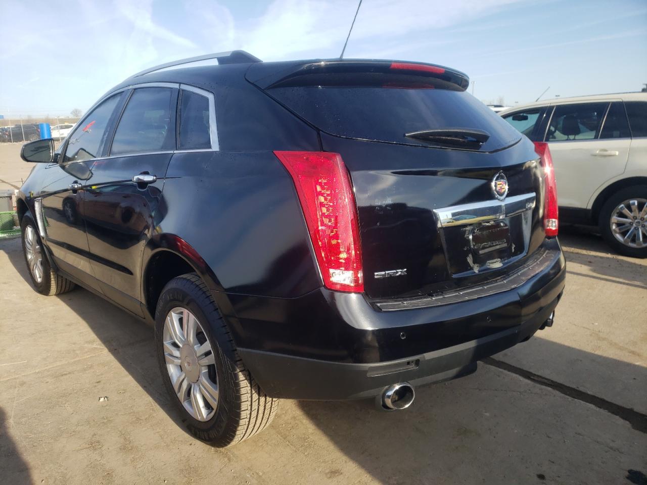 Photo 3 from auction – 2015 CADILLAC SRX LUXURY with VIN 3GYFNBE34FS522393