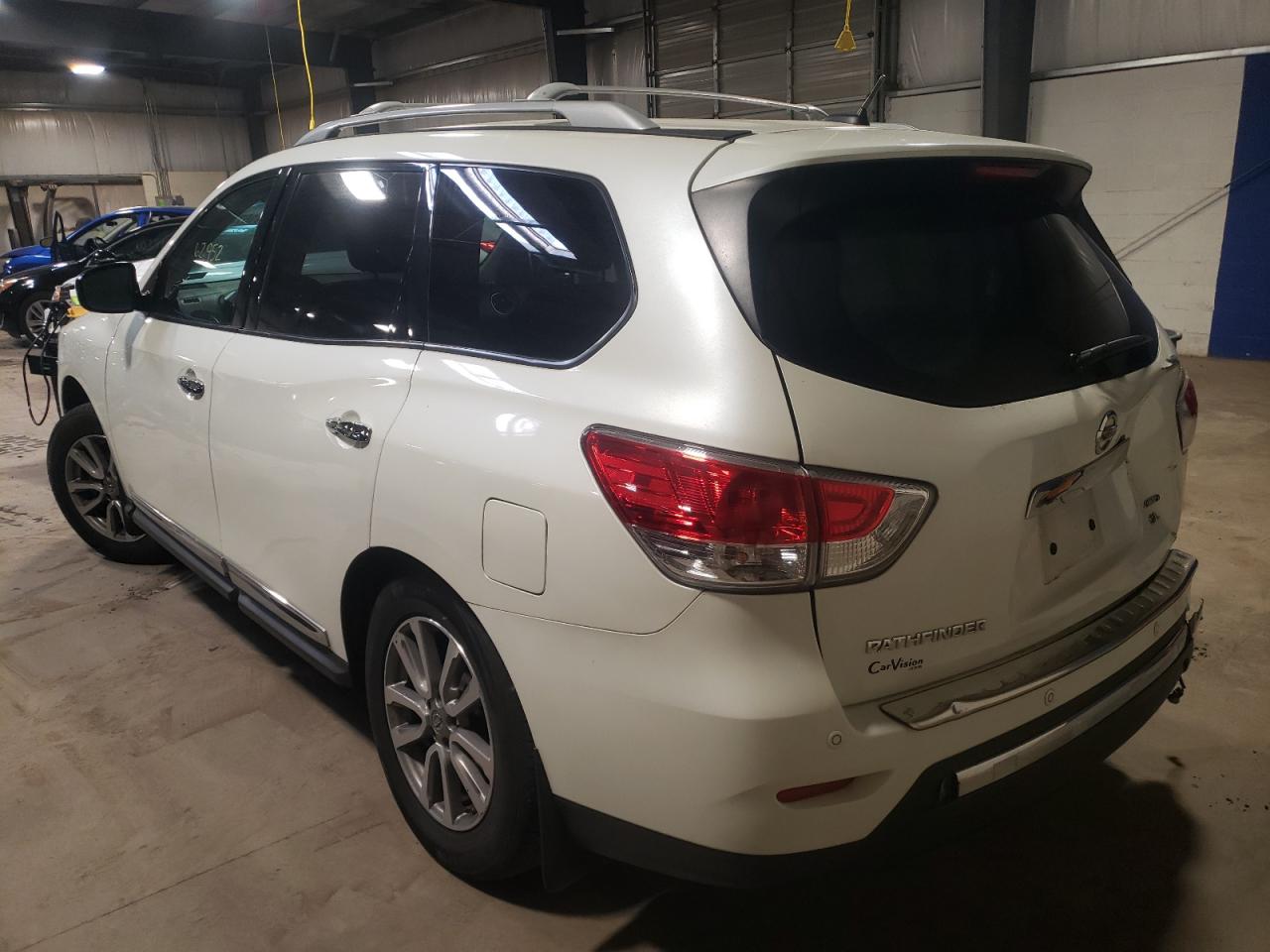 Photo 3 from auction – 2016 NISSAN PATHFINDER with VIN 5N1AR2MM8GC626144