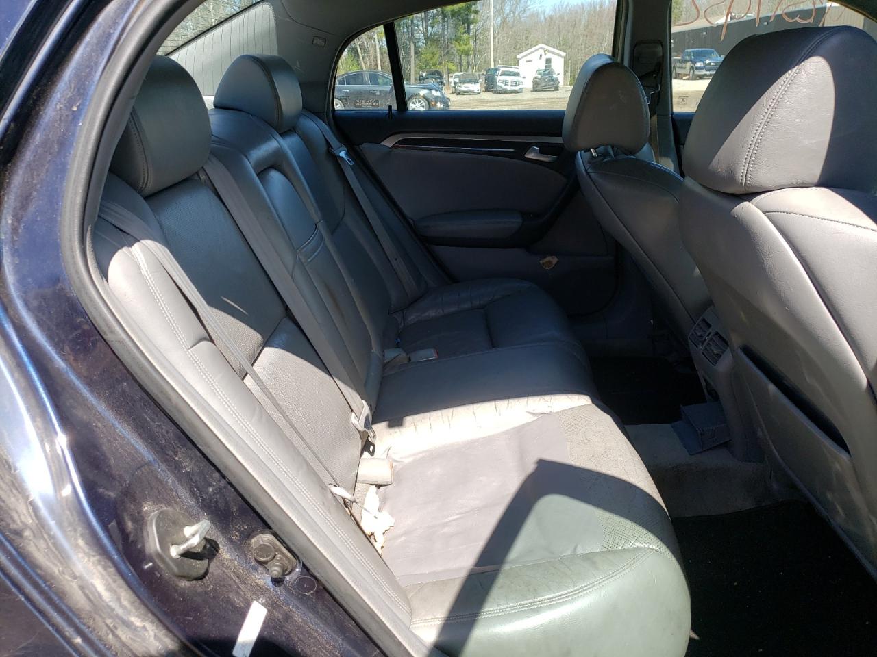 Photo 6 from auction – 2005 ACURA TL with VIN 19UUA65545A073591