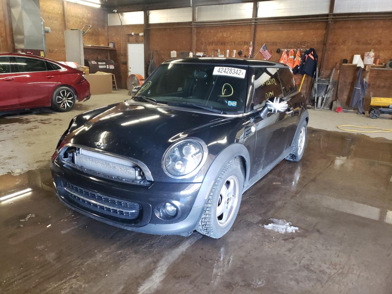 Photo 2 from auction – 2012 MINI COOPER with VIN WMWSU3C59CT368957