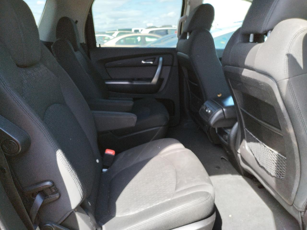 Photo 6 from auction – 2007 GMC ACADIA SLE with VIN 1GKER13777J145877