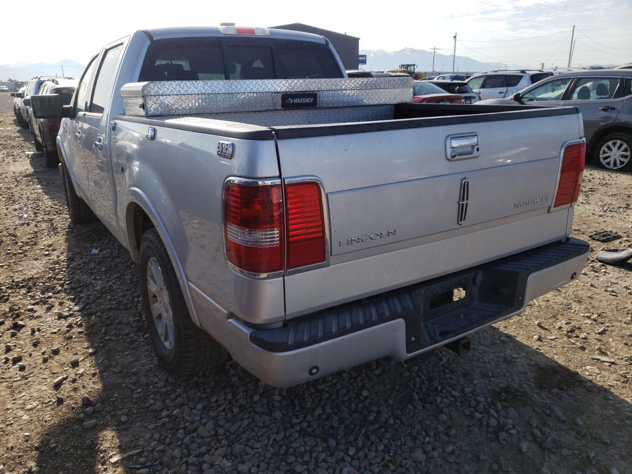 Photo 3 from auction – 2008 LINCOLN MARK with VIN 5LTPW165X8FJ02112
