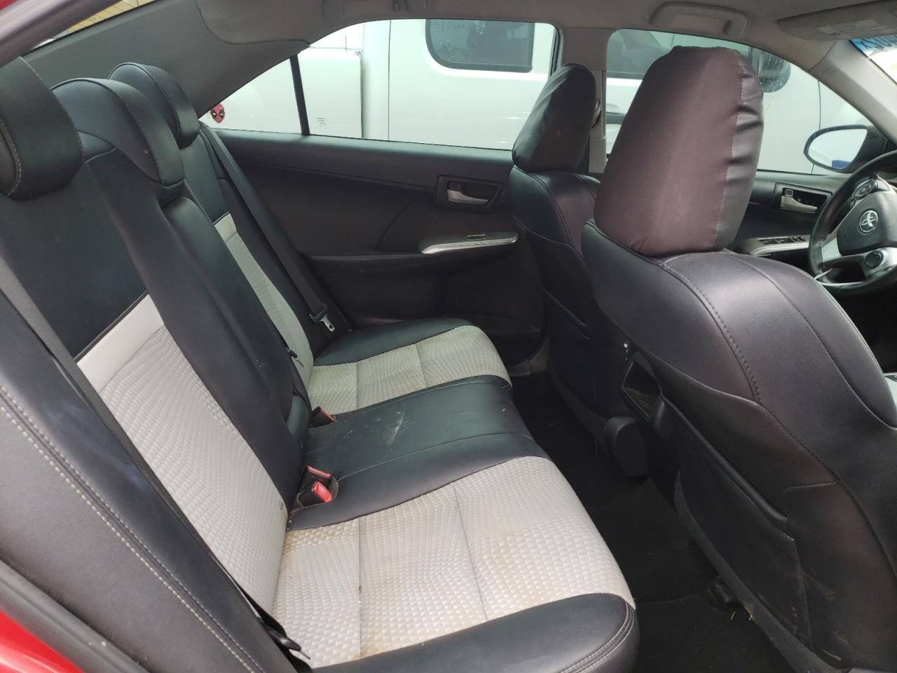 Photo 6 from auction – 2014 TOYOTA CAMRY L with VIN 4T1BF1FK6EU752268