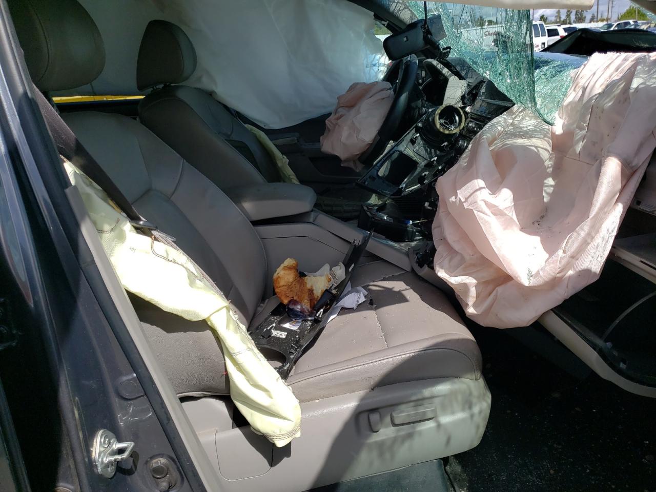 Photo 5 from auction – 2012 HONDA PILOT EXL with VIN 5FNYF3H56CB010900
