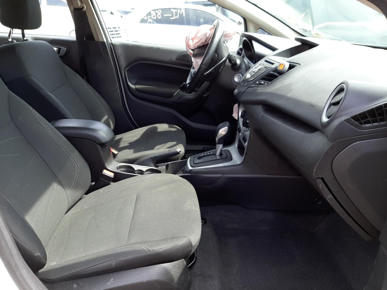 Photo 5 from auction – 2016 FORD FIESTA SE with VIN 3FADP4EJ2GM165454