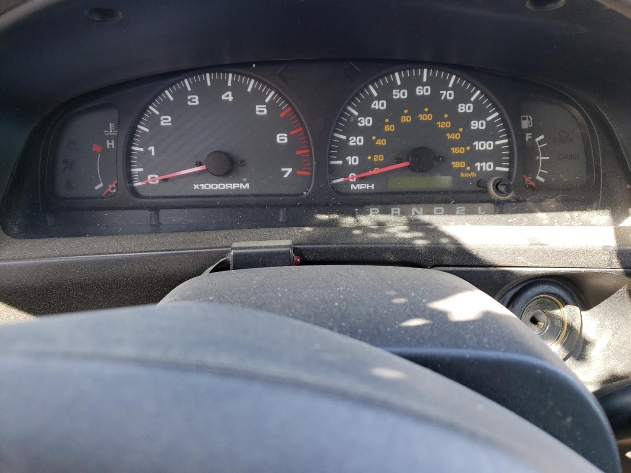 Photo 8 from auction – 2002 TOYOTA 4RUNNER SR with VIN JT3GN86R220240064