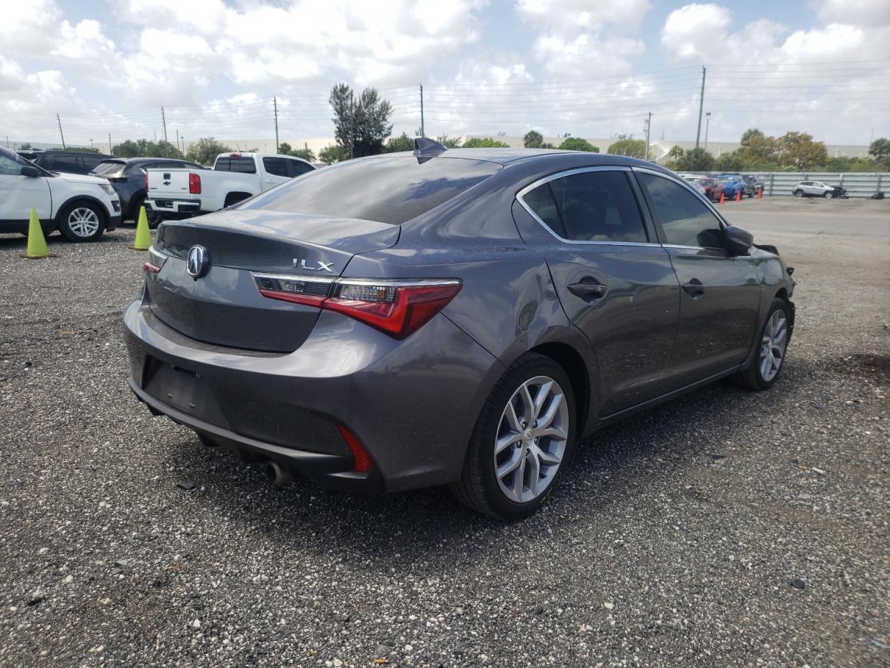 Photo 4 from auction – 2019 ACURA ILX with VIN 19UDE2F39KA013991