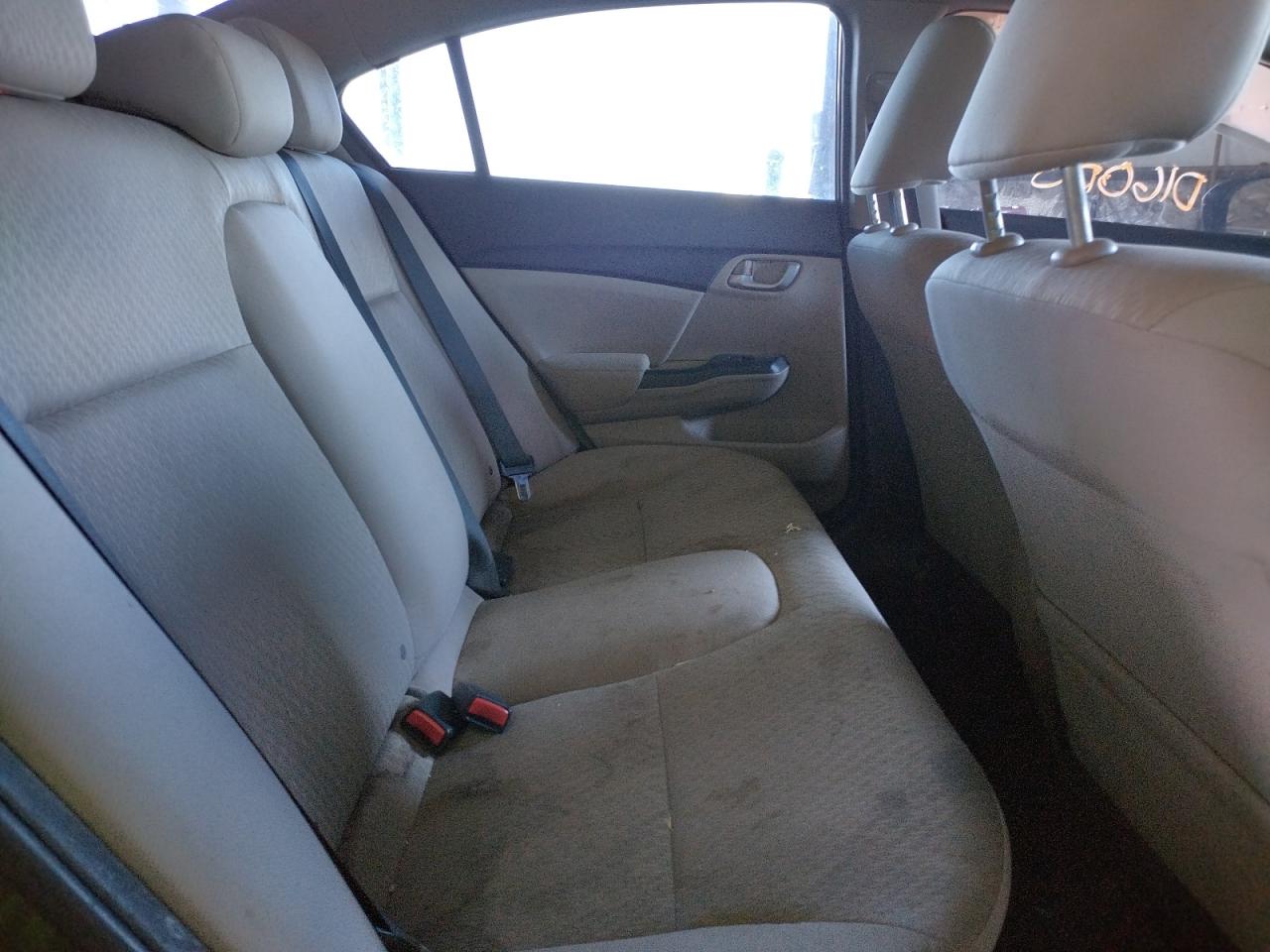 Photo 6 from auction – 2015 HONDA CIVIC LX with VIN 19XFB2F57FE106951