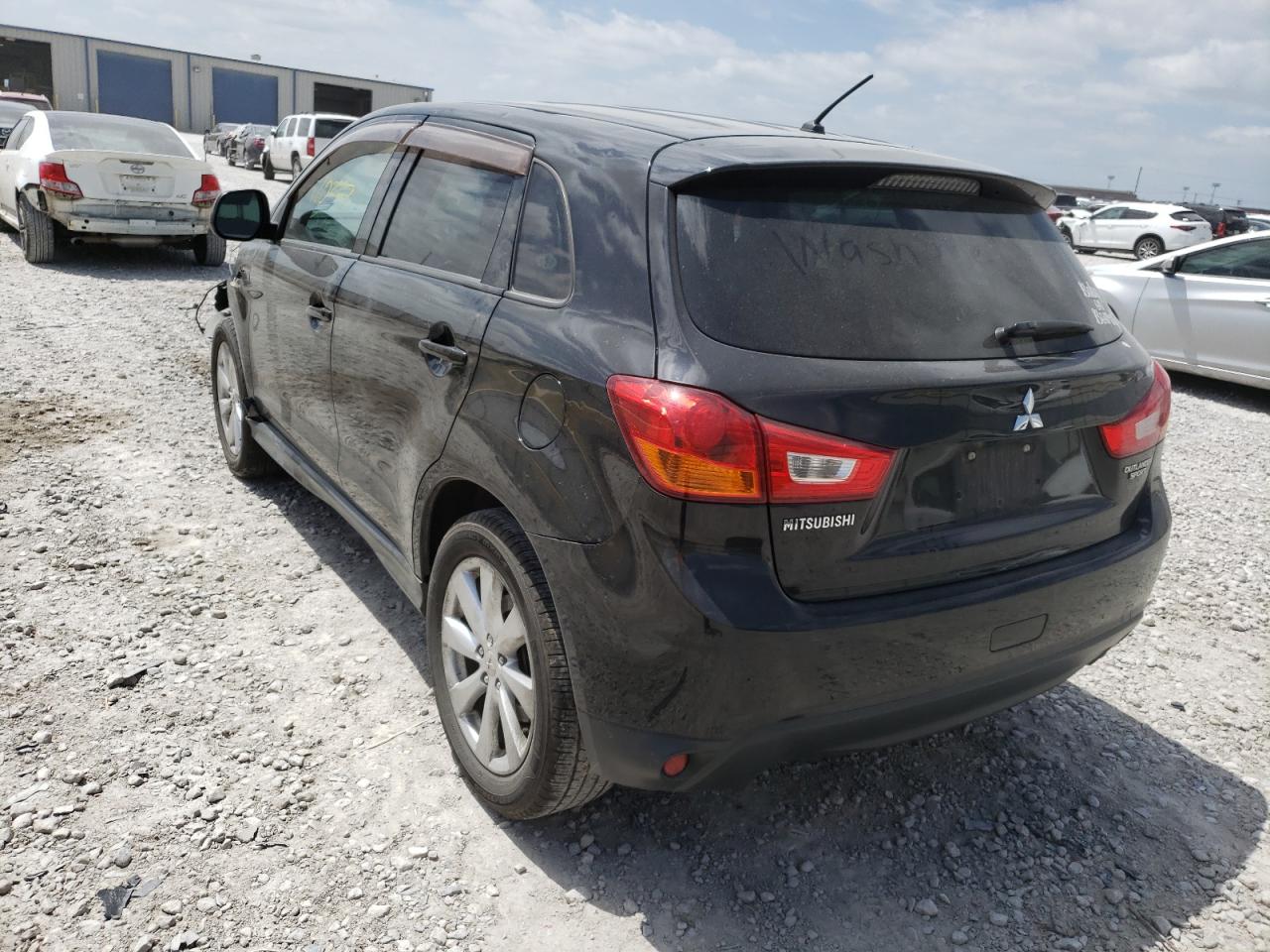 Photo 3 from auction – 2015 MITSUBISHI OUTLANDER with VIN 4A4AP3AU9FE015071