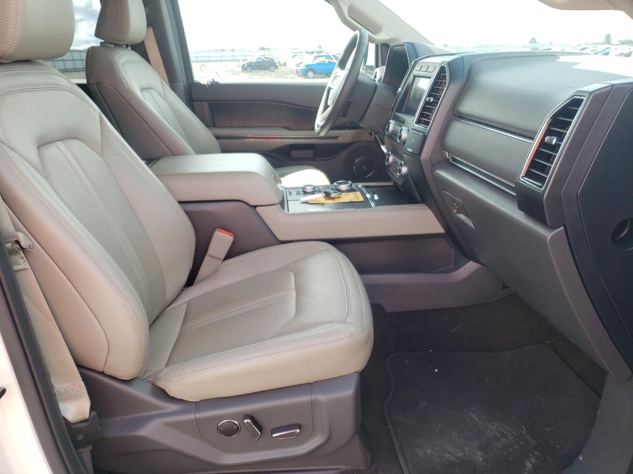 Photo 5 from auction – 2021 FORD EXPEDITION with VIN 1FMJK2AT7MEA37778