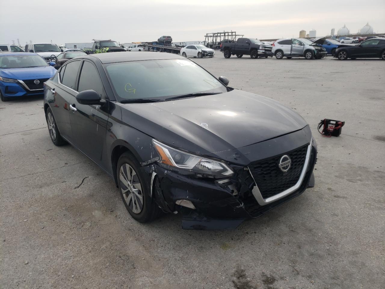 NISSAN ALTIMA S 2019 with VIN 1N4BL4BV0KN304649 - Photo from auction