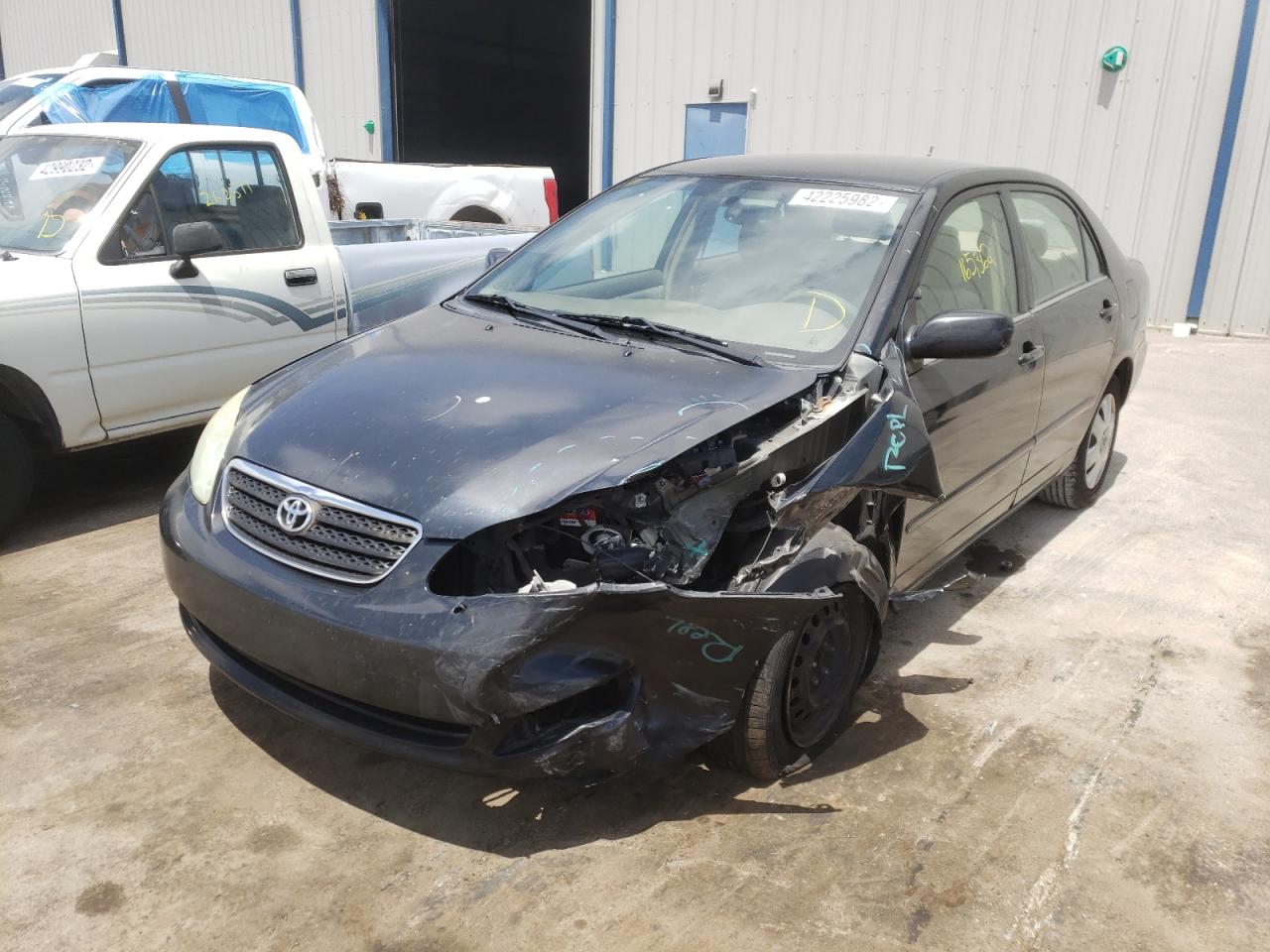 Photo 2 from auction – 2005 TOYOTA COROLLA CE with VIN 1NXBR32E15Z374556