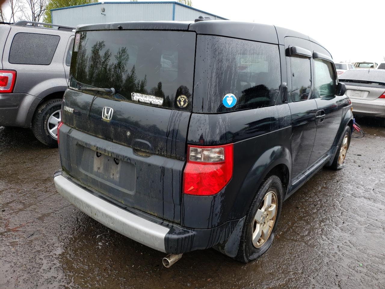 Photo 4 from auction – 2005 HONDA ELEMENT EX with VIN 5J6YH28605L030776