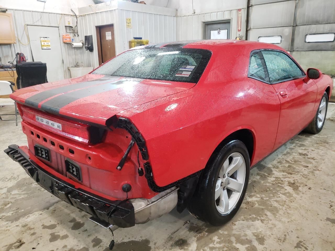 Photo 4 from auction – 2014 DODGE CHALLENGER with VIN 2C3CDYAG0EH184844