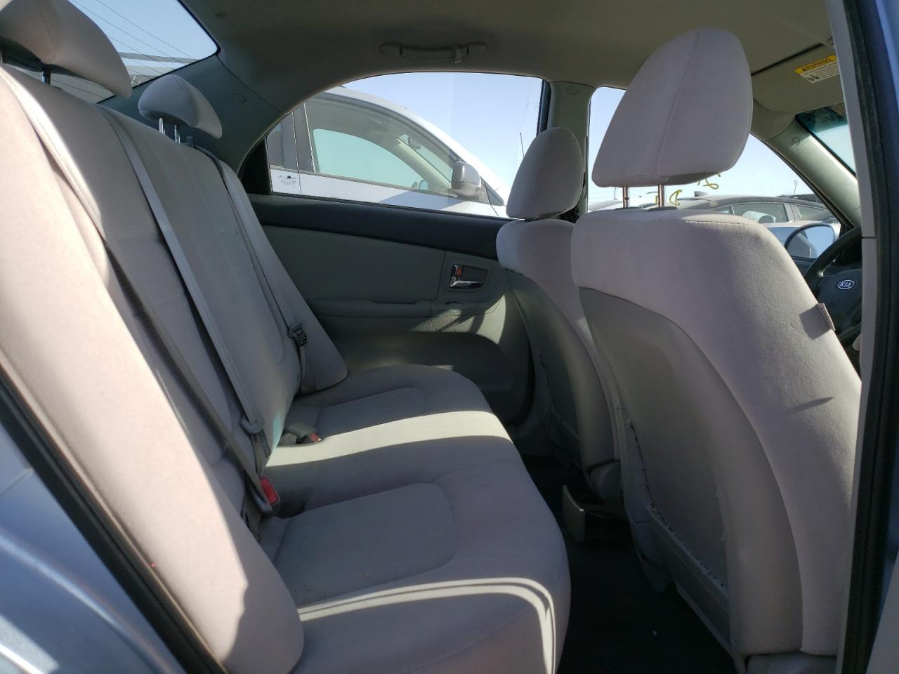 Photo 6 from auction – 2008 KIA SPECTRA EX with VIN KNAFE121185534224