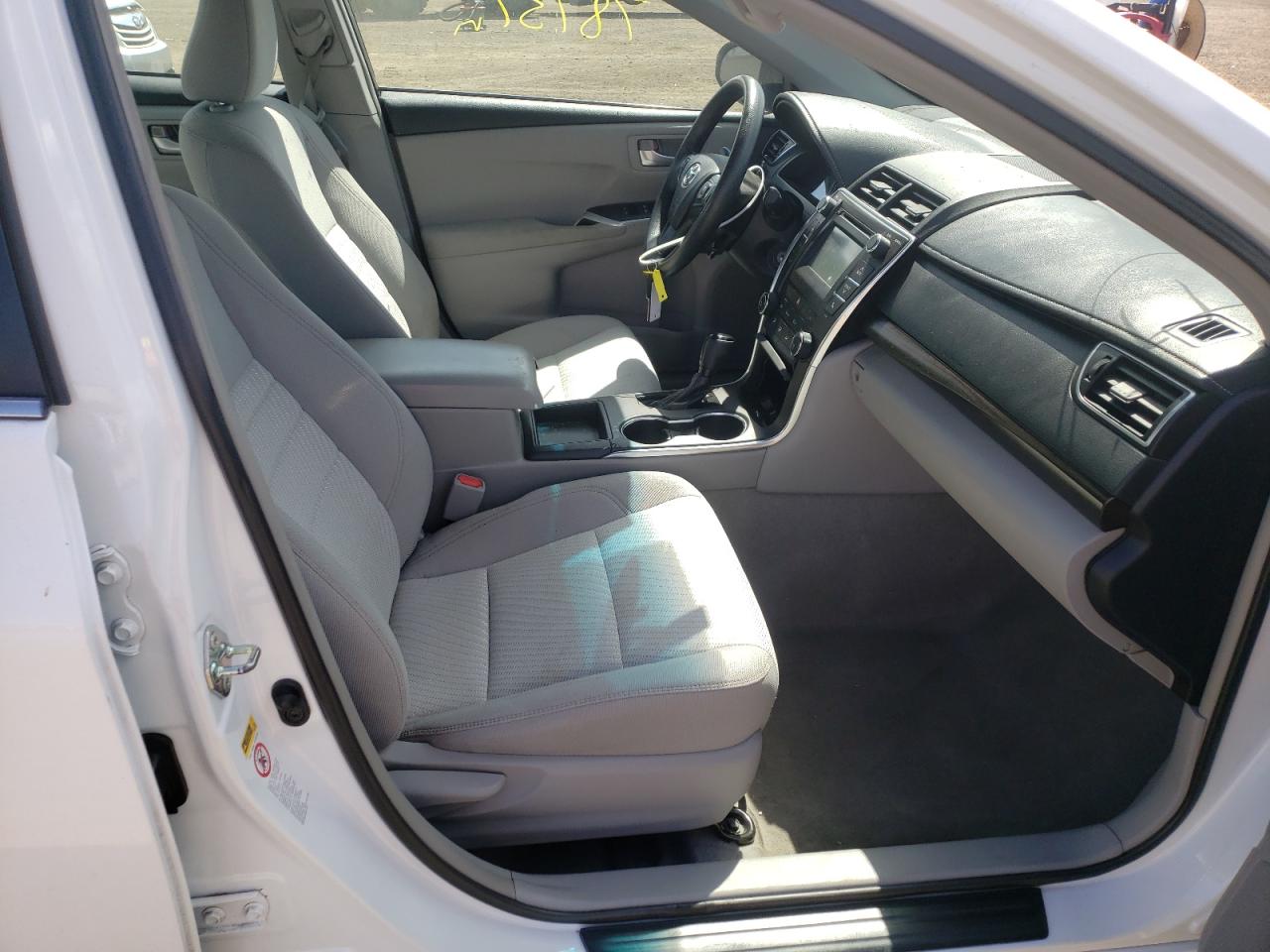 Photo 5 from auction – 2015 TOYOTA CAMRY LE with VIN 4T1BF1FK2FU963193