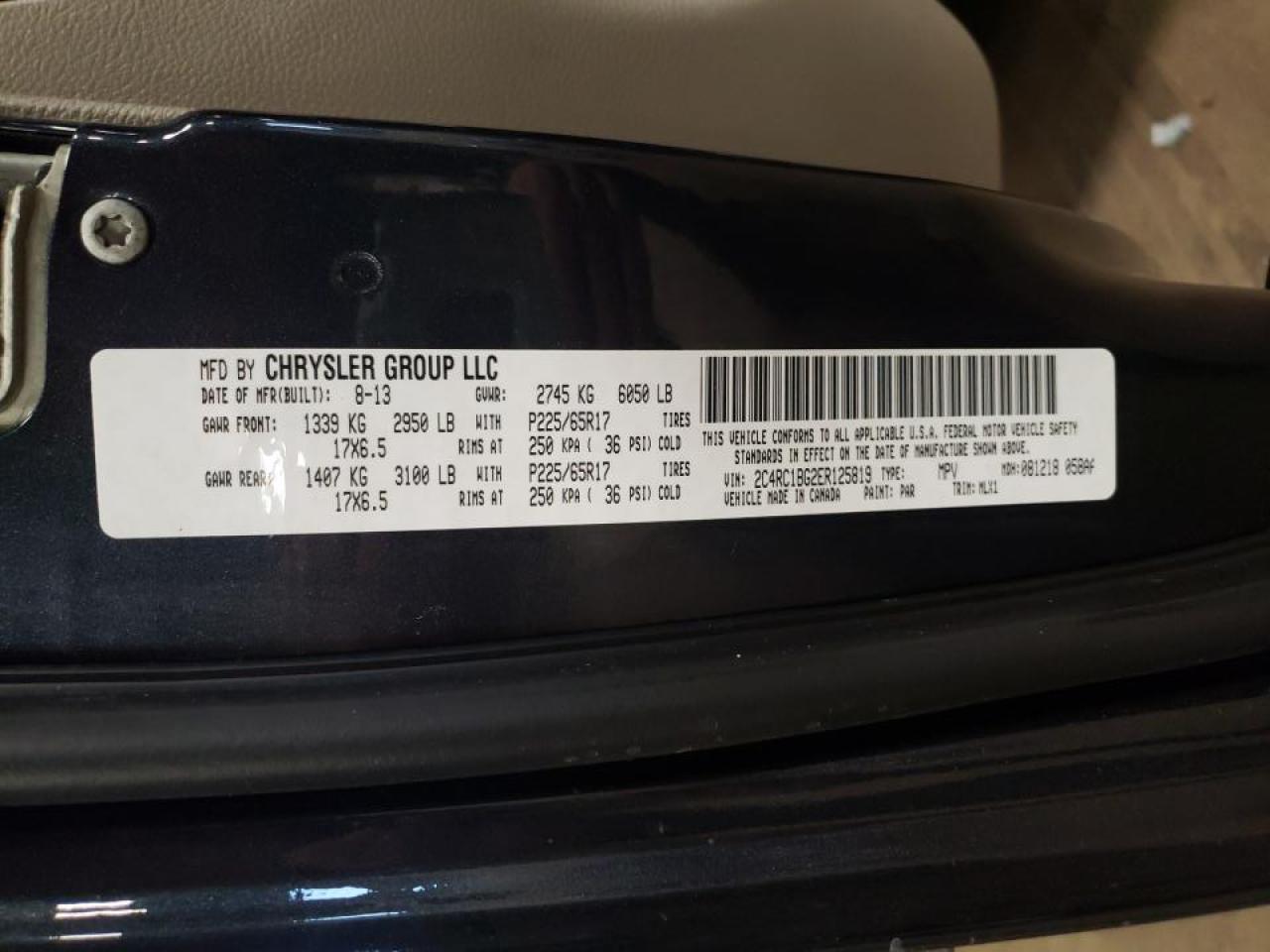 Photo 10 from auction – 2014 CHRYSLER TOWN & COU with VIN 2C4RC1BG2ER125819