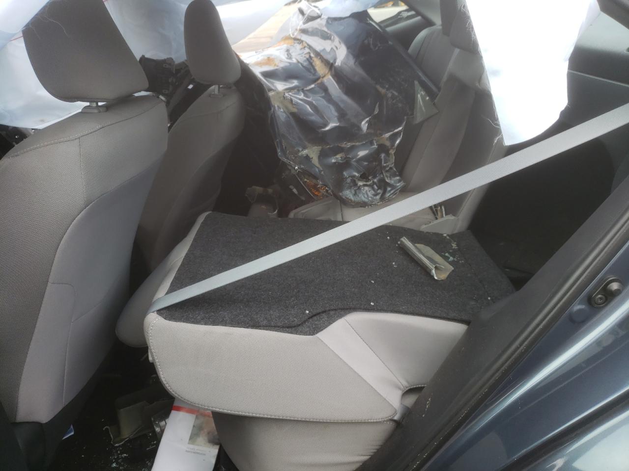 Photo 6 from auction – 2015 TOYOTA COROLLA L with VIN 2T1BURHE0FC378321