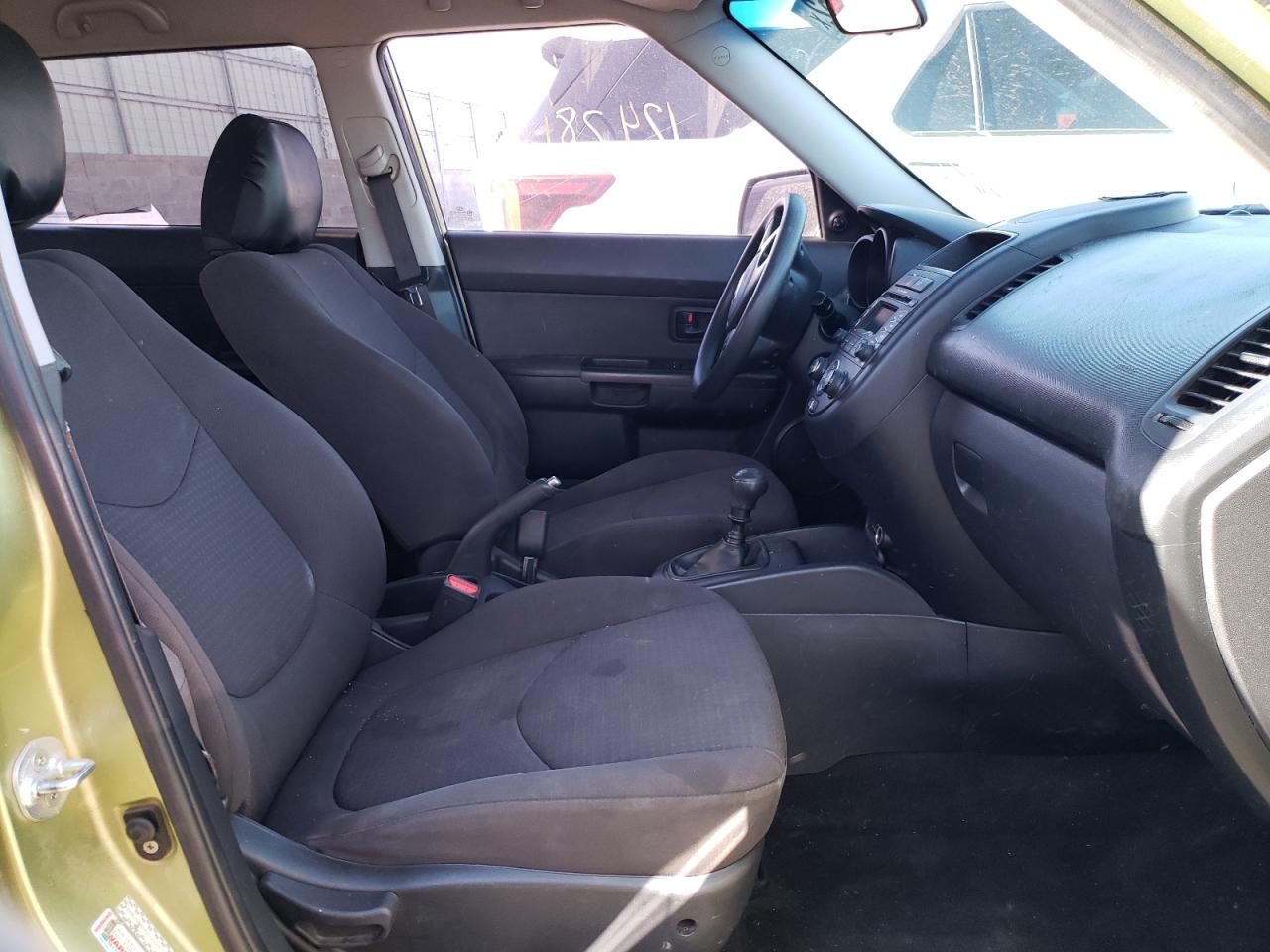 Photo 5 from auction – 2013 KIA SOUL with VIN KNDJT2A5XD7483799