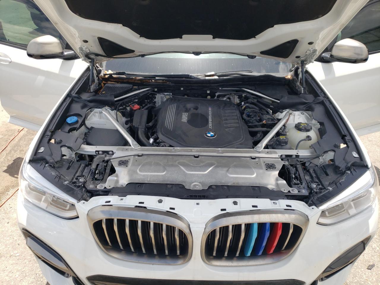 Photo 7 from auction – 2019 BMW X4 M40I with VIN 5UXUJ5C59KLJ63619