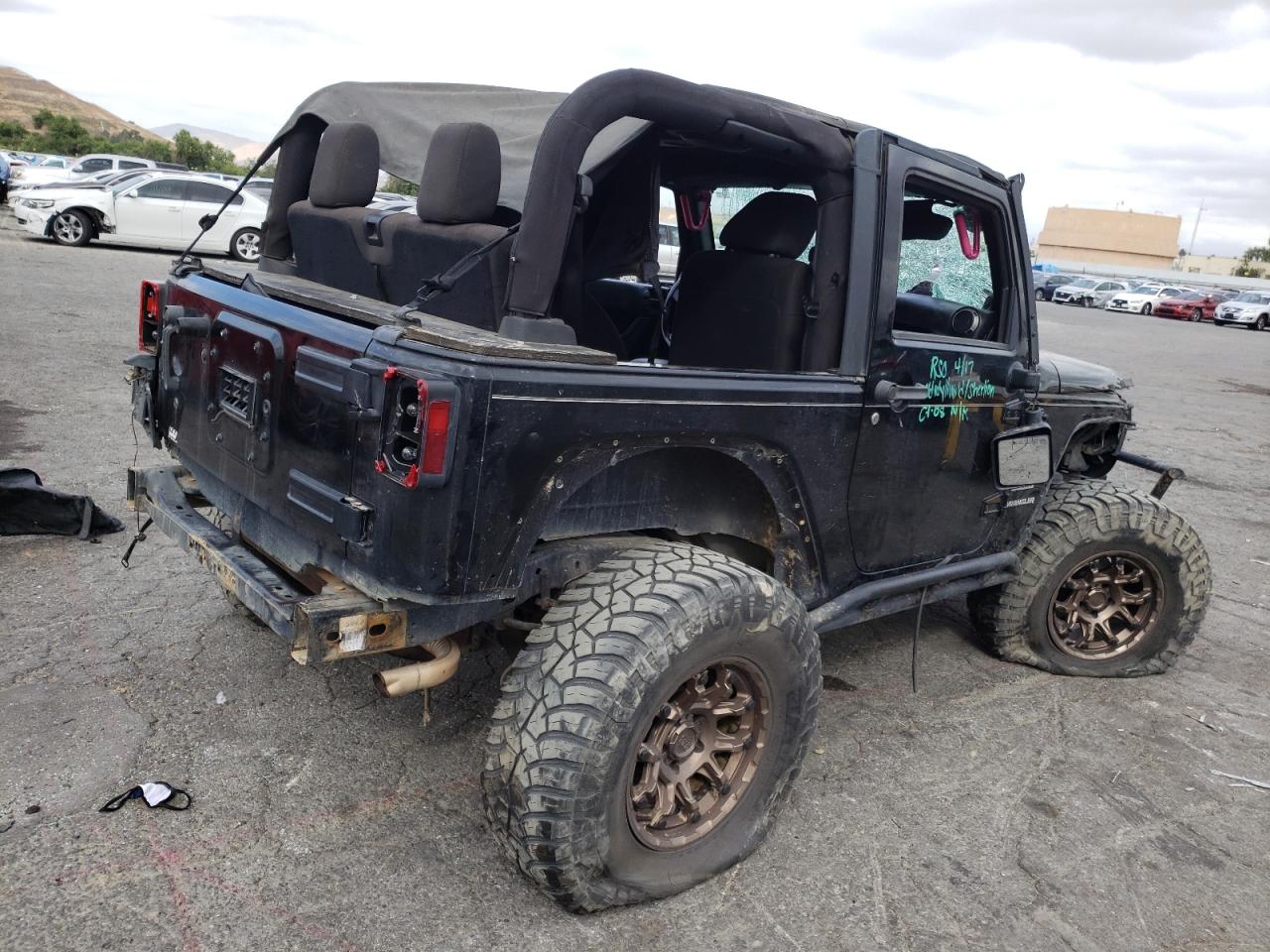 Photo 4 from auction – 2011 JEEP WRANGLER S with VIN 1J4AA2D17BL528341