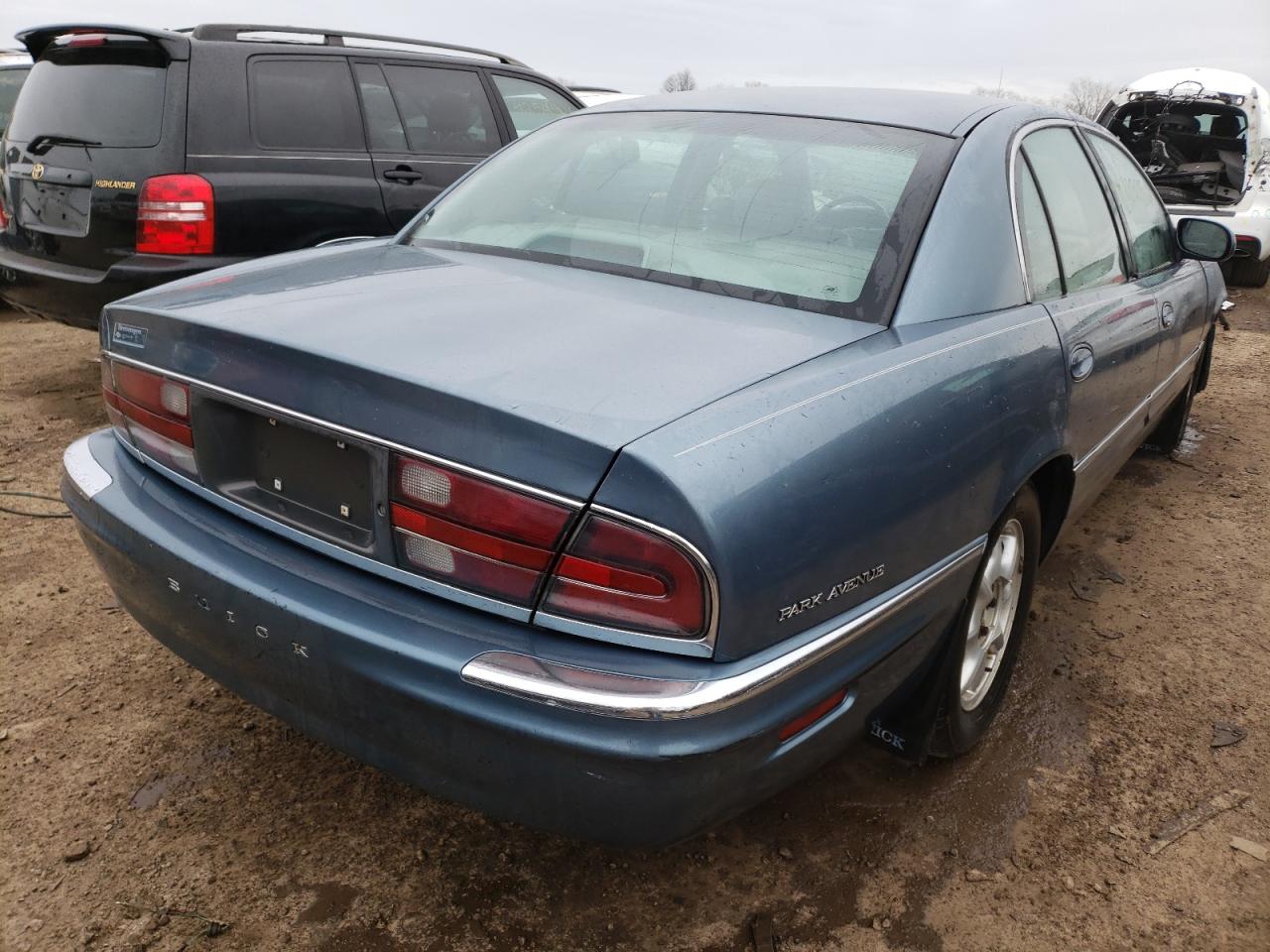 Photo 4 from auction – 2001 BUICK PARK AVENU with VIN 1G4CW54K514179825