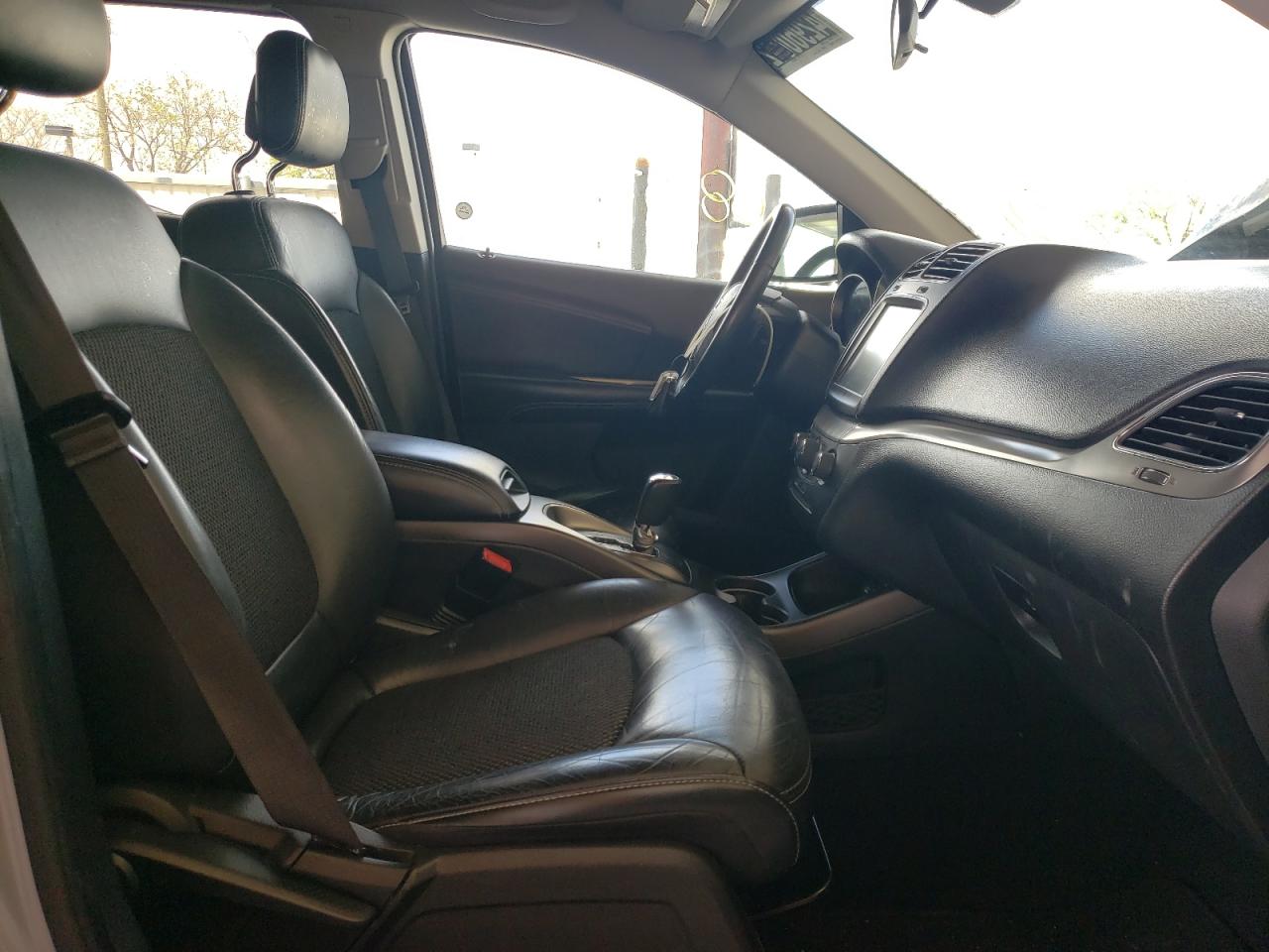 Photo 5 from auction – 2018 DODGE JOURNEY CR with VIN 3C4PDCGG2JT475581