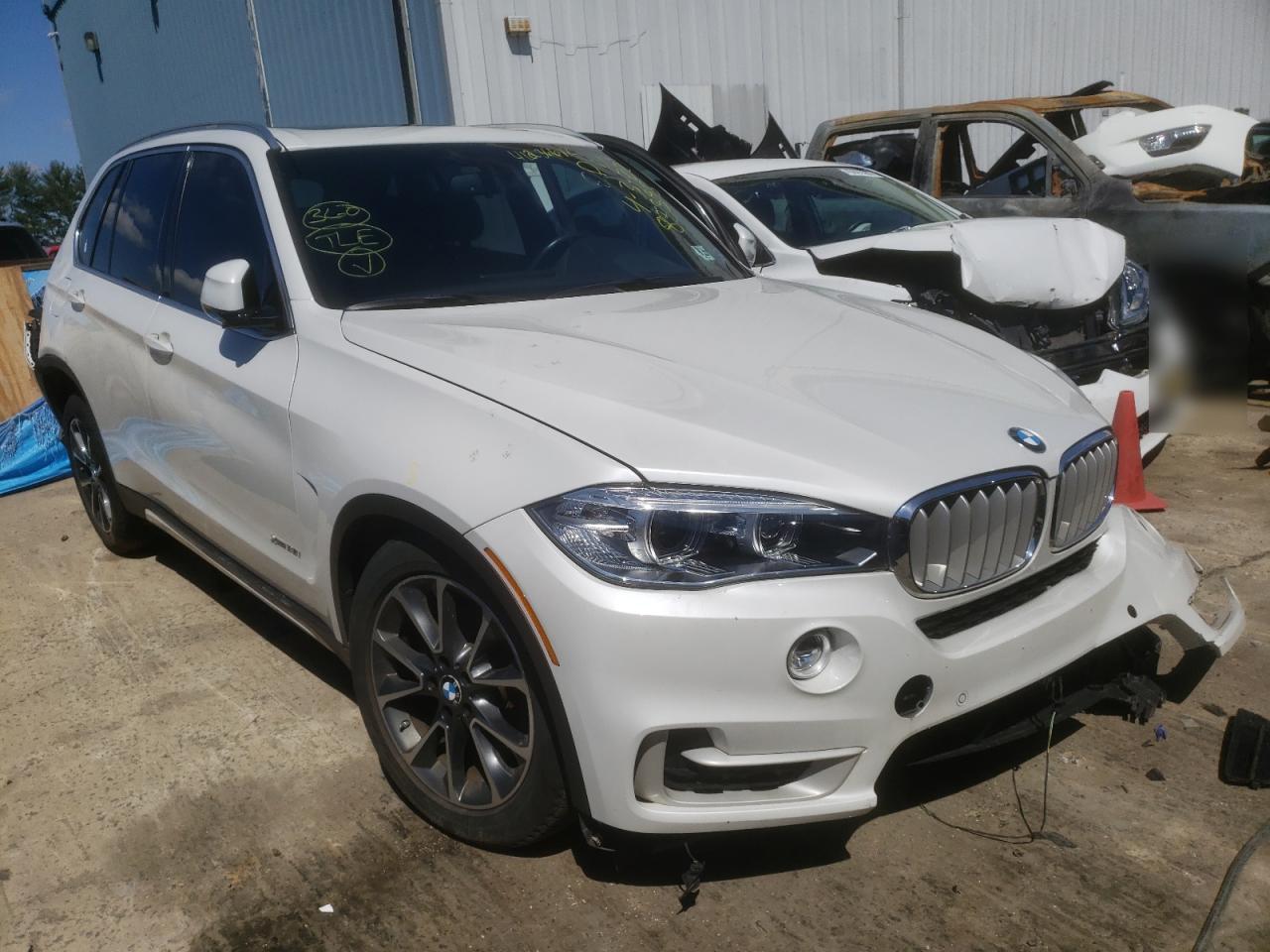 BMW X5 XDRIVE3 2017 with VIN 5UXKR0C34H0V83395 - Photo from auction