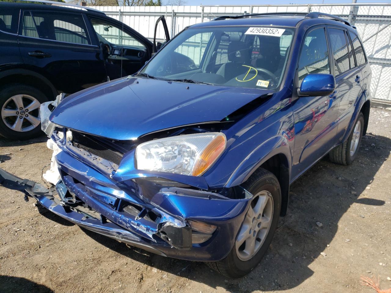 Photo 2 from auction – 2003 TOYOTA RAV4 with VIN JTEHH20V036082439