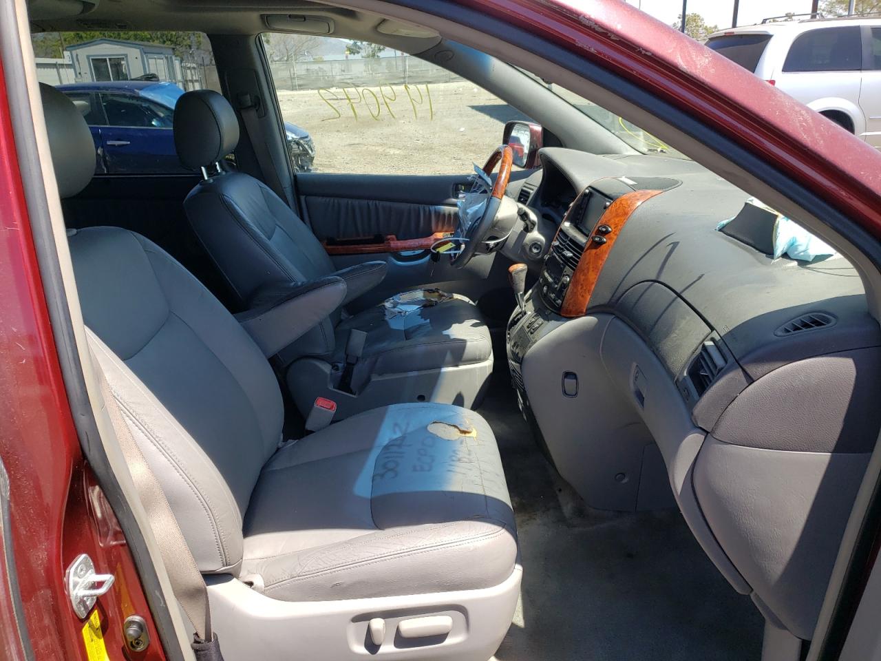 Photo 5 from auction – 2006 TOYOTA SIENNA with VIN 5TDZA22C26S535098