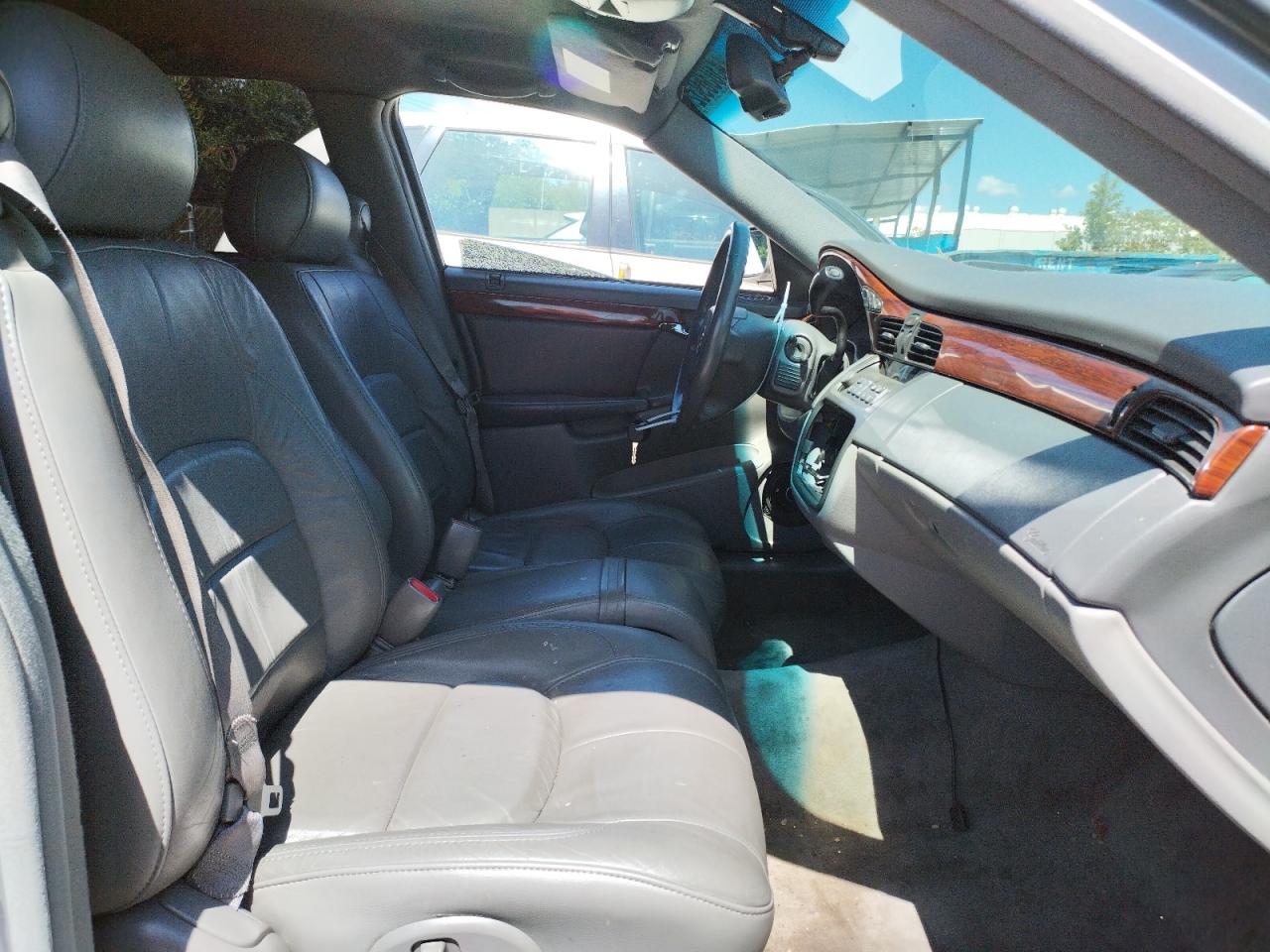 Photo 5 from auction – 2004 CADILLAC DEVILLE with VIN 1G6KD54Y54U249728