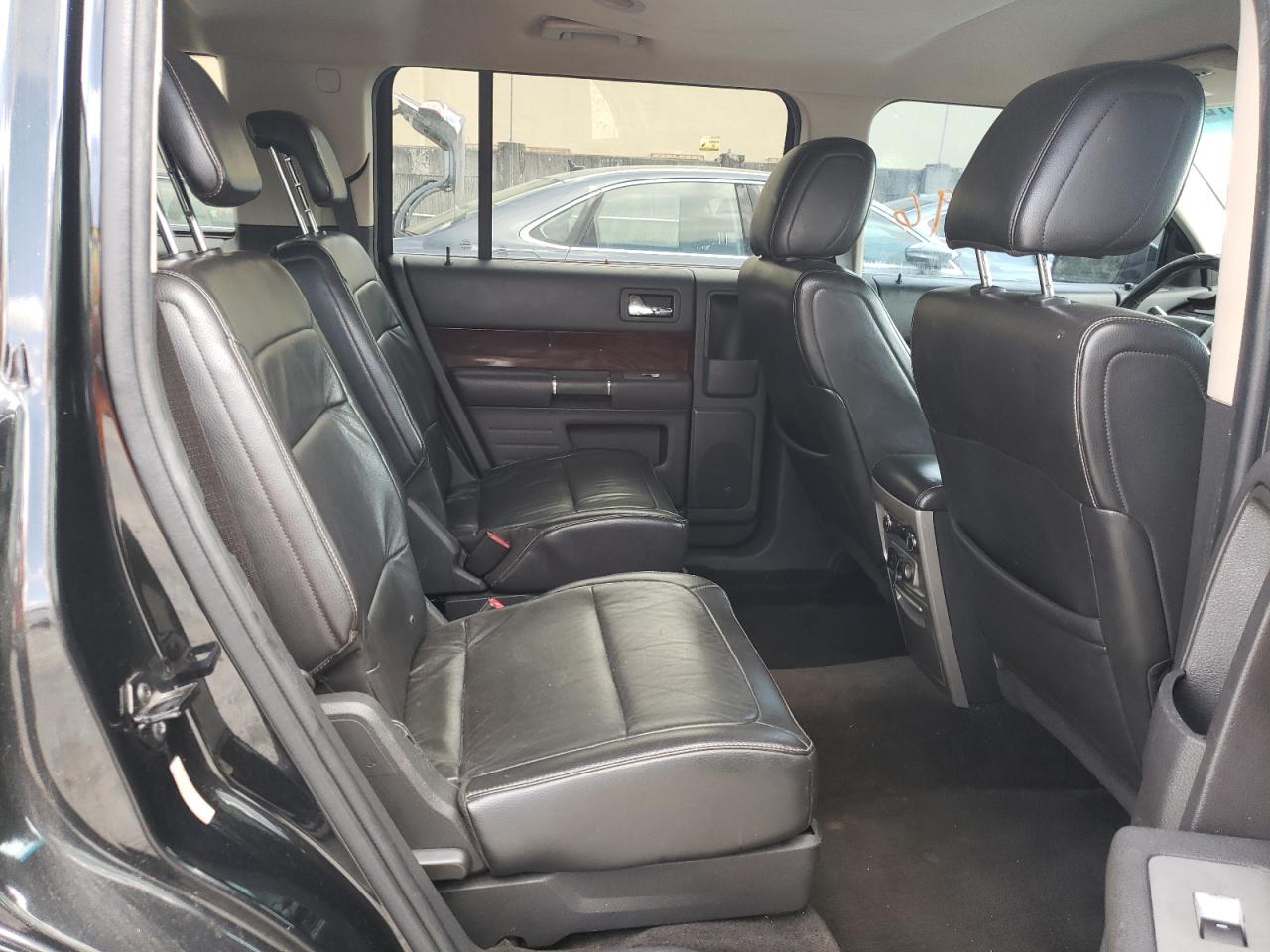 Photo 6 from auction – 2010 FORD FLEX SEL with VIN 2FMGK5CC4ABA79518