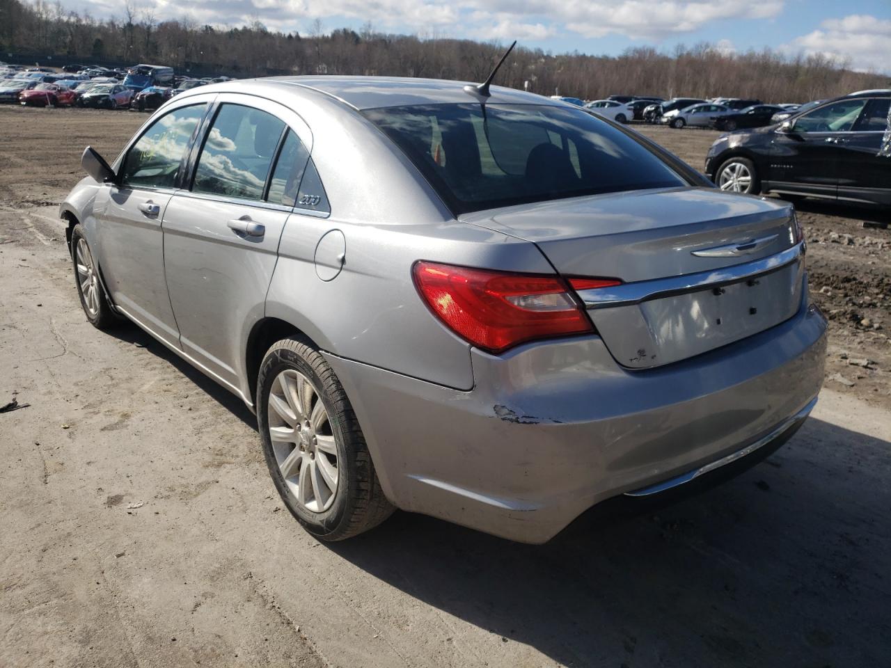 Photo 3 from auction – 2013 CHRYSLER 200 TOURIN with VIN 1C3CCBBB7DN550405