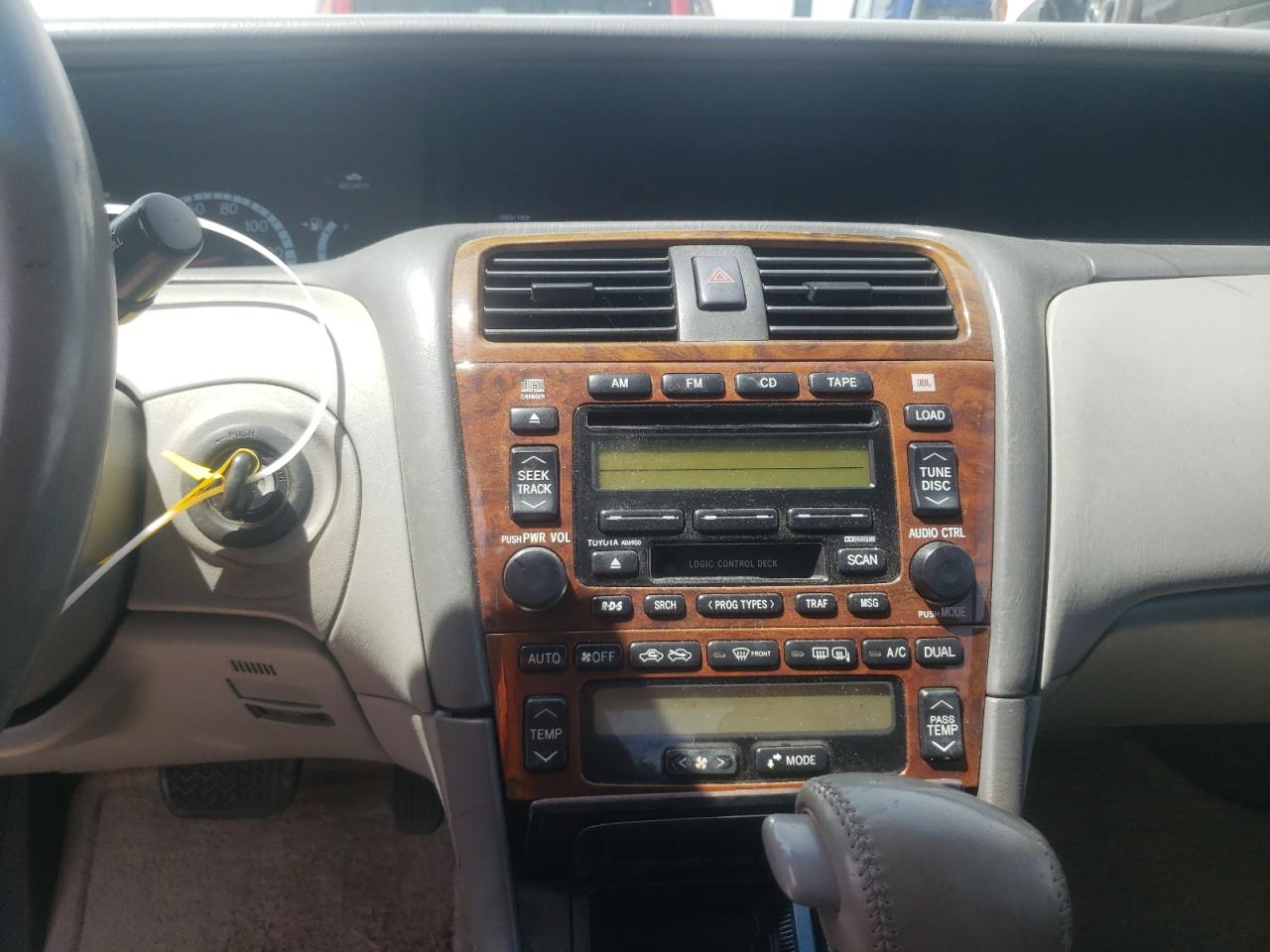 Photo 9 from auction – 2000 TOYOTA AVALON XL with VIN 4T1BF28B9YU094839