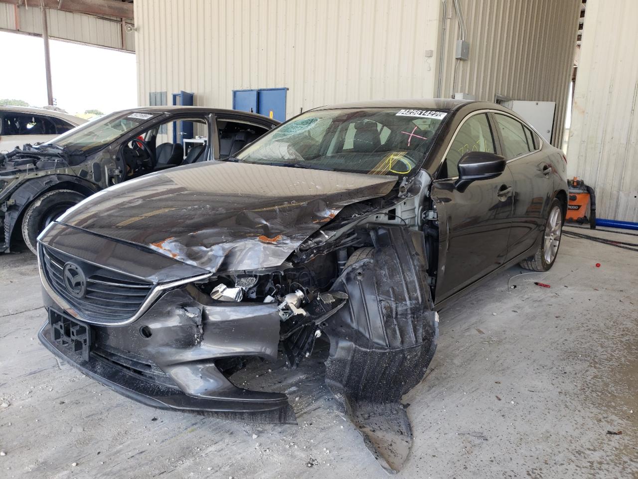 Photo 2 from auction – 2017 MAZDA 6 TOURING with VIN JM1GL1V55H1123394