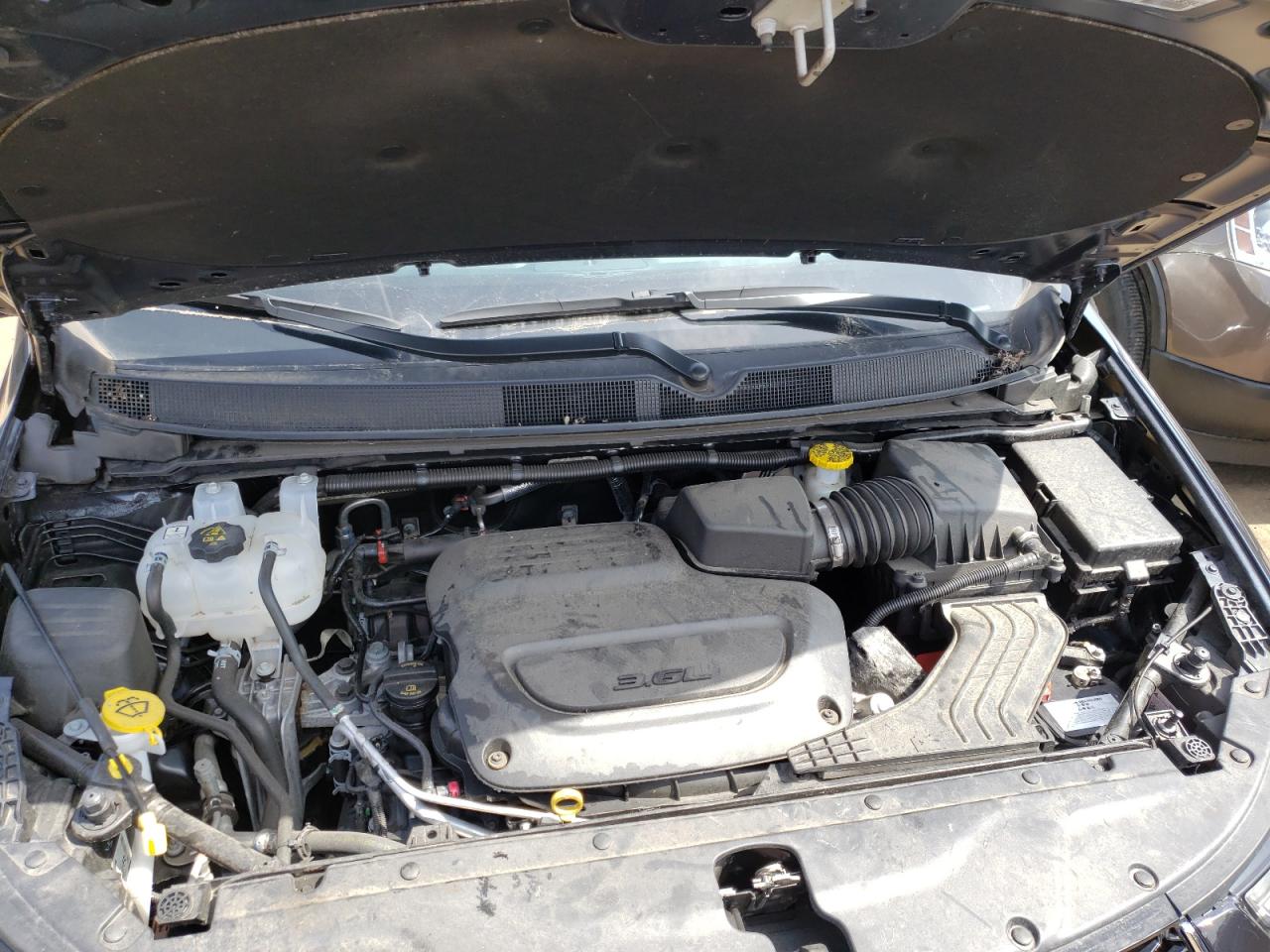 Photo 7 from auction – 2021 CHRYSLER PACIFICA L with VIN 2C4RC3GG7MR540945